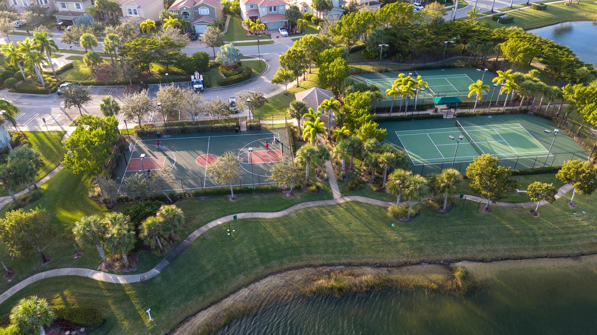 Vizcaya Falls - Residential