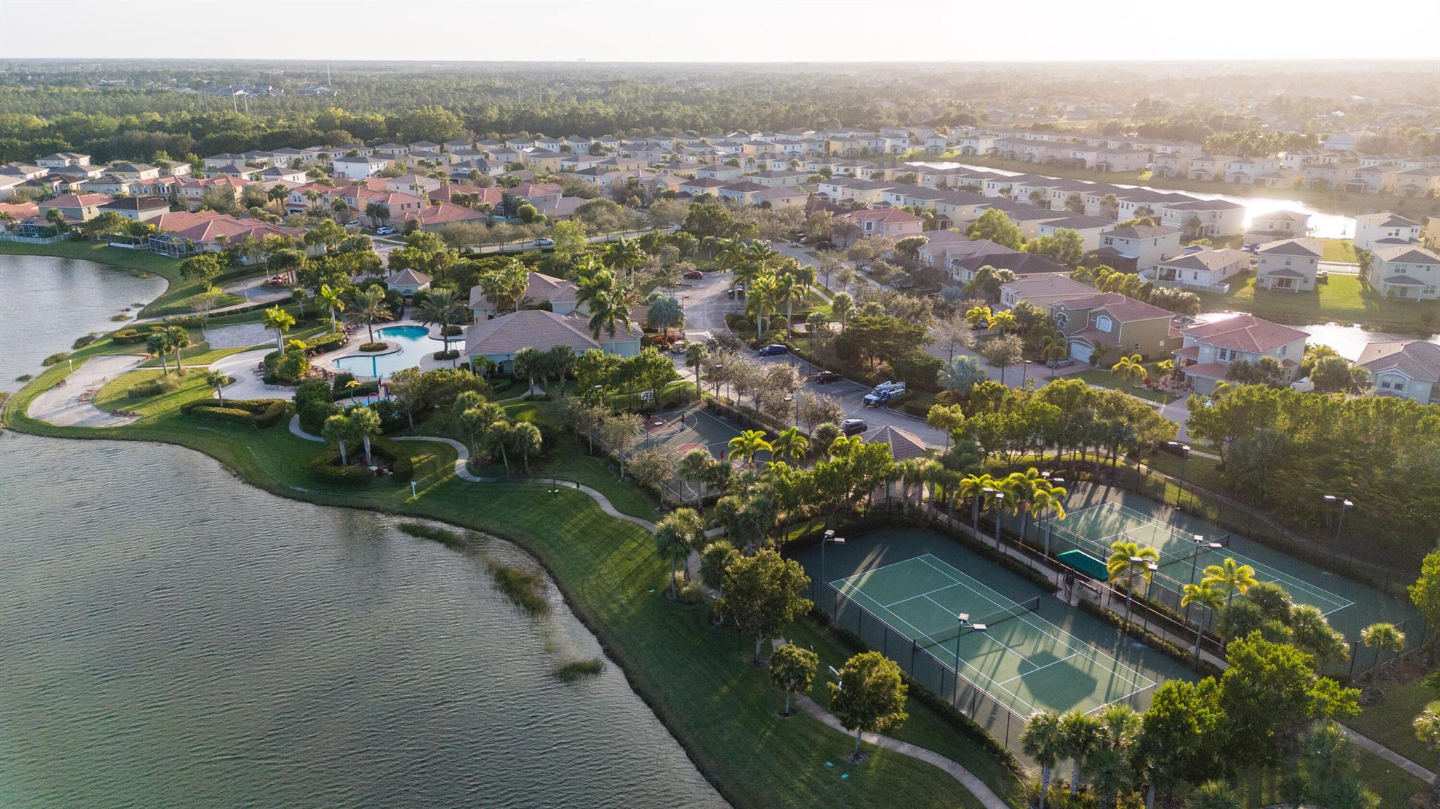 Vizcaya Falls - Residential
