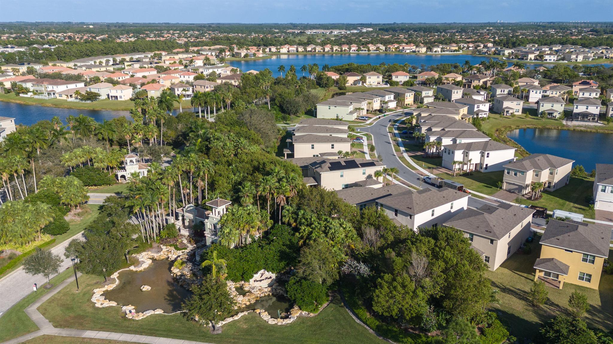 Vizcaya Falls - Residential