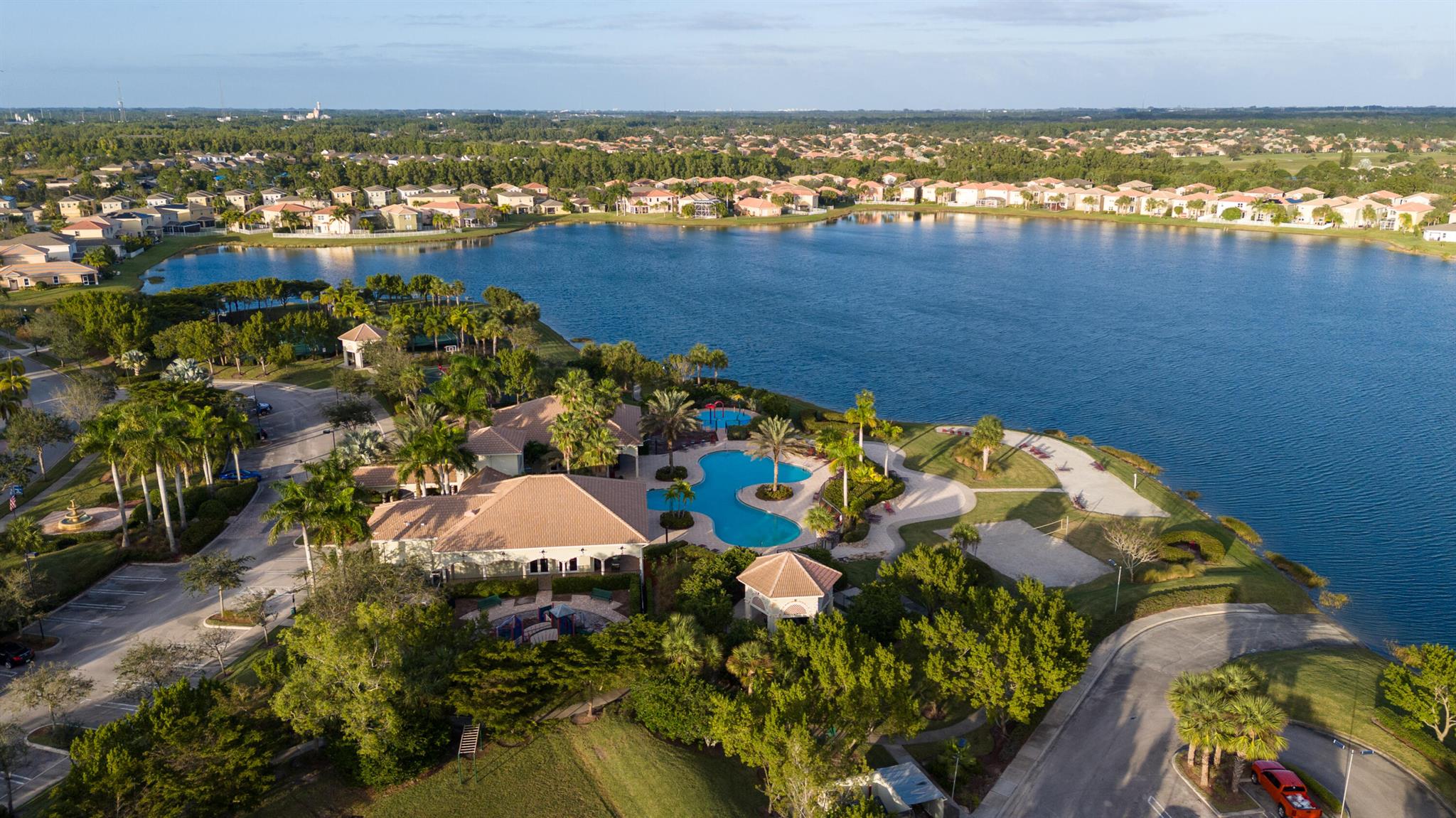 Vizcaya Falls - Residential