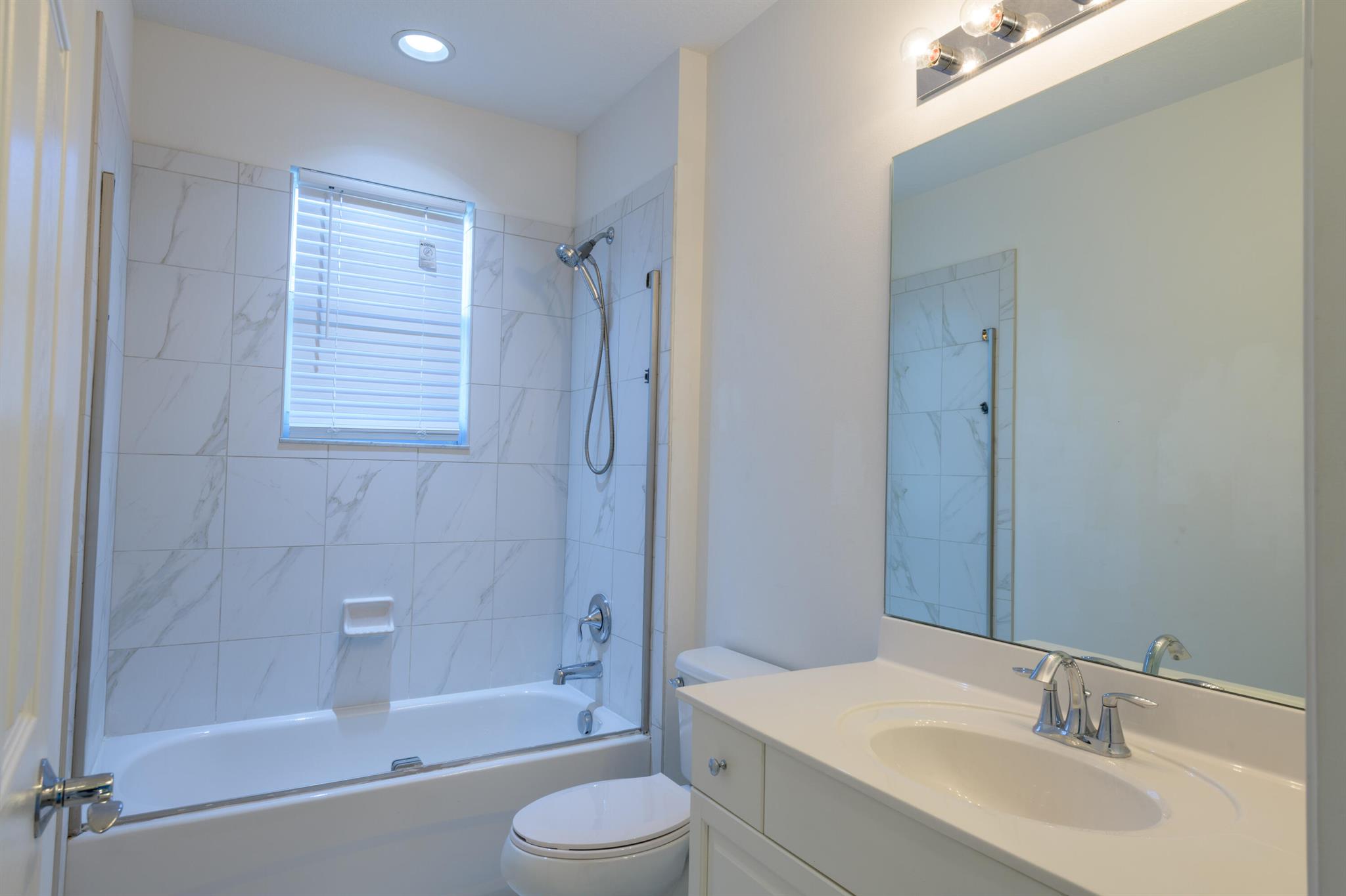 Vizcaya Falls - Residential