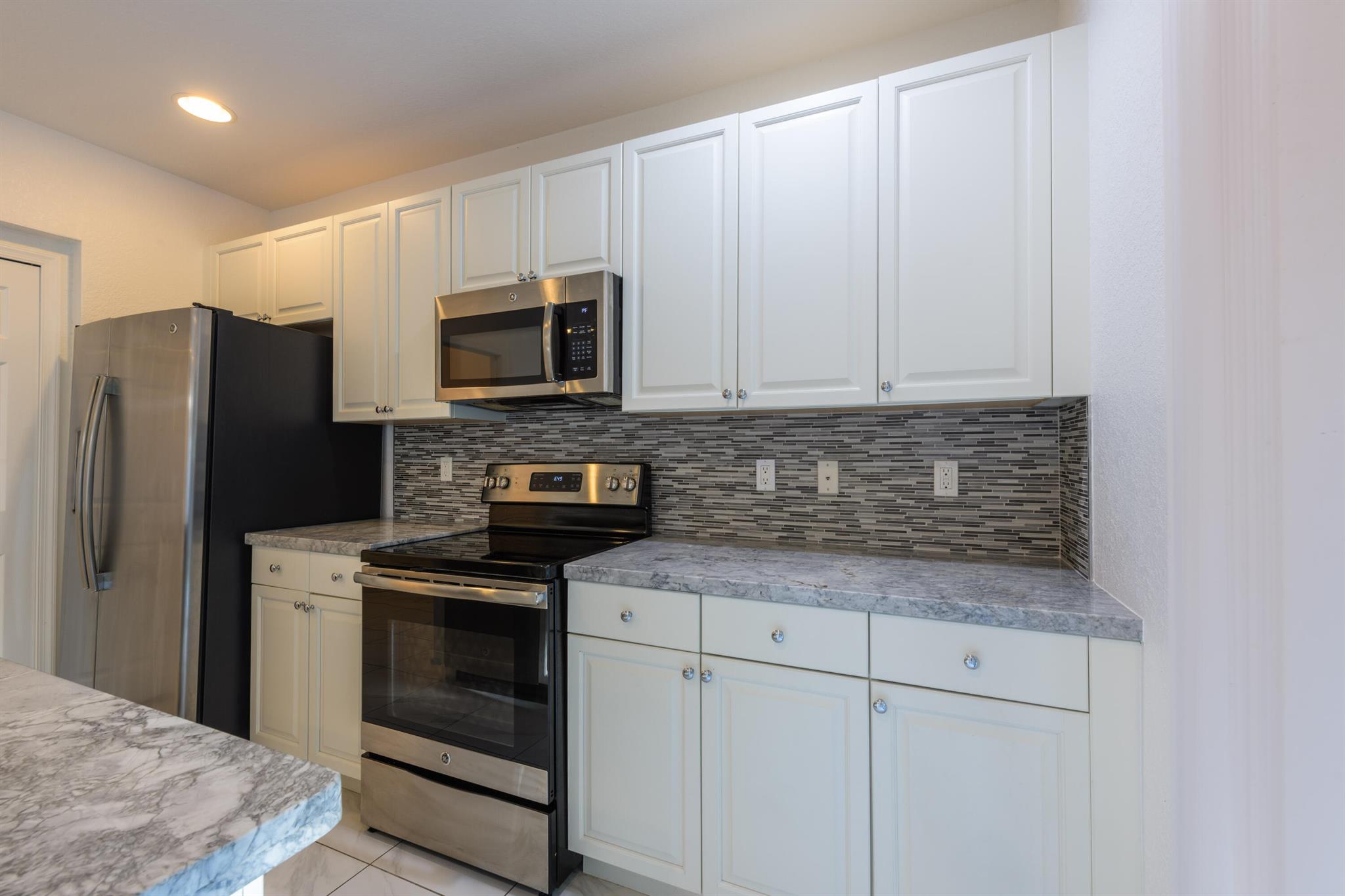 Vizcaya Falls - Residential