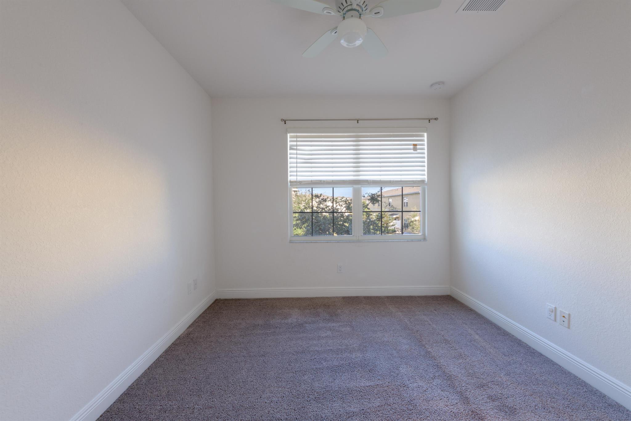 Vizcaya Falls - Residential