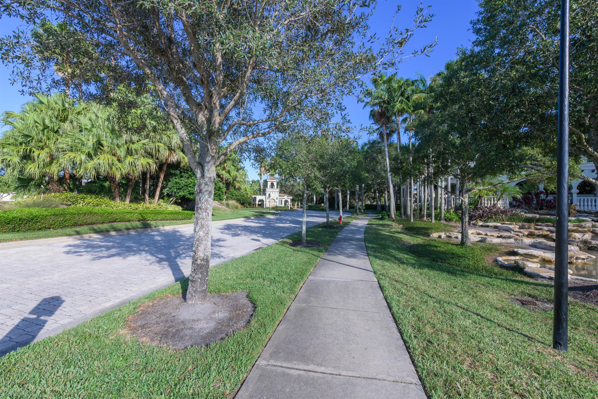 Vizcaya Falls - Residential
