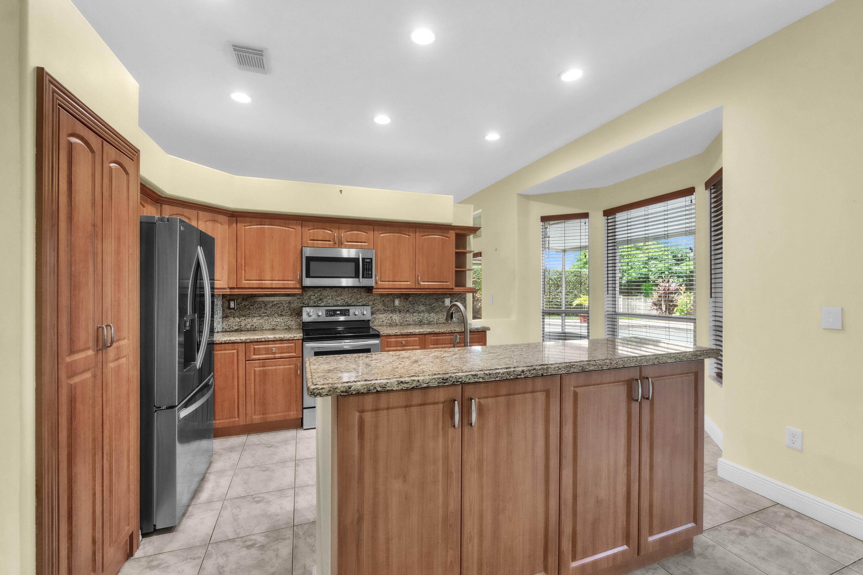 2325 NW 186th Avenue