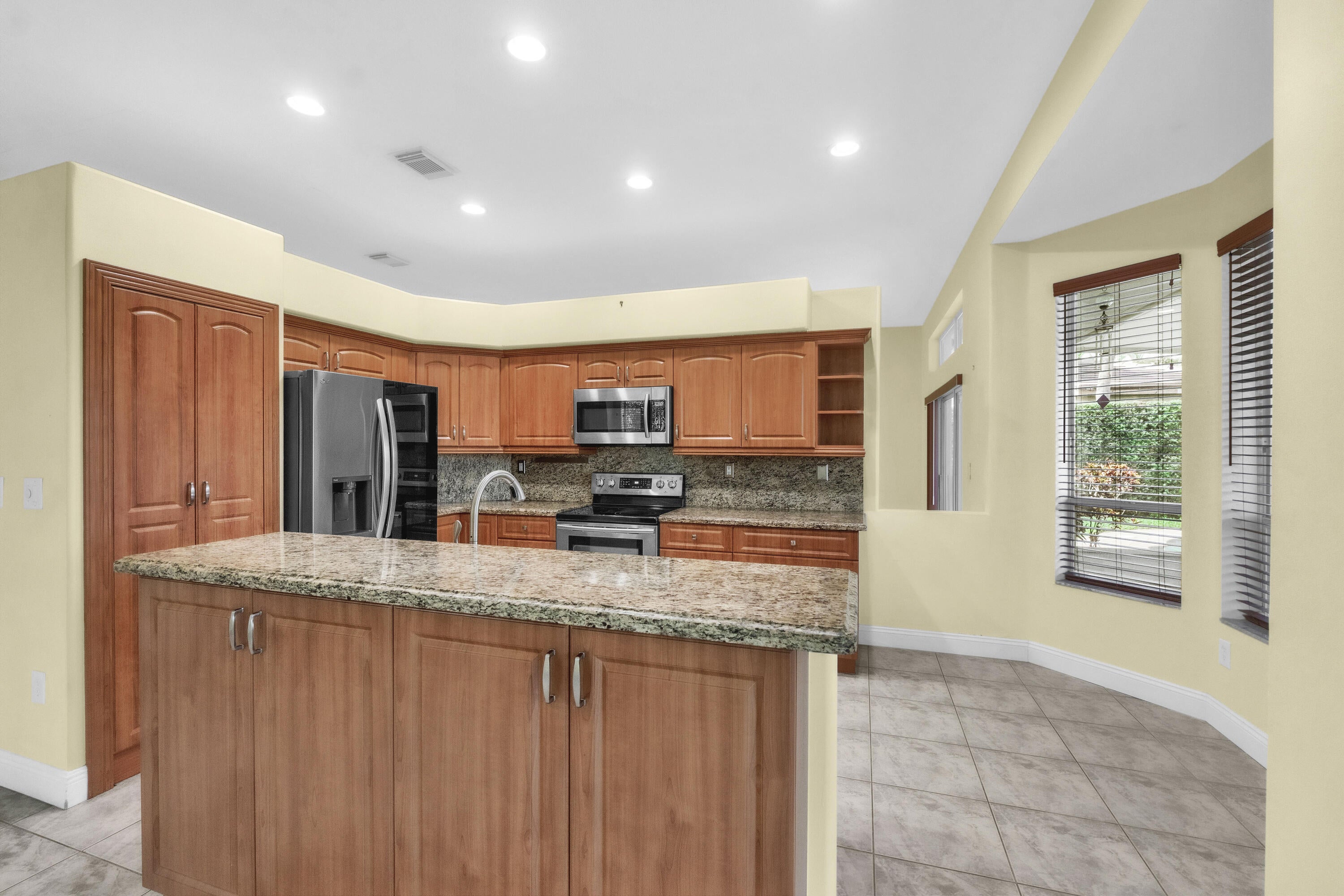 2325 NW 186th Avenue