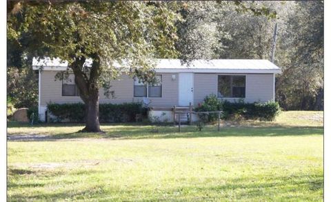 A home in Okeechobee