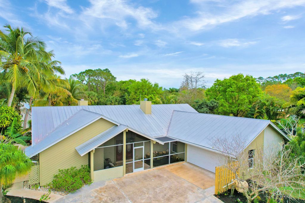 Photo of 15354 96th Street N, Jupiter, FL 33478 (MLS # R10957705)