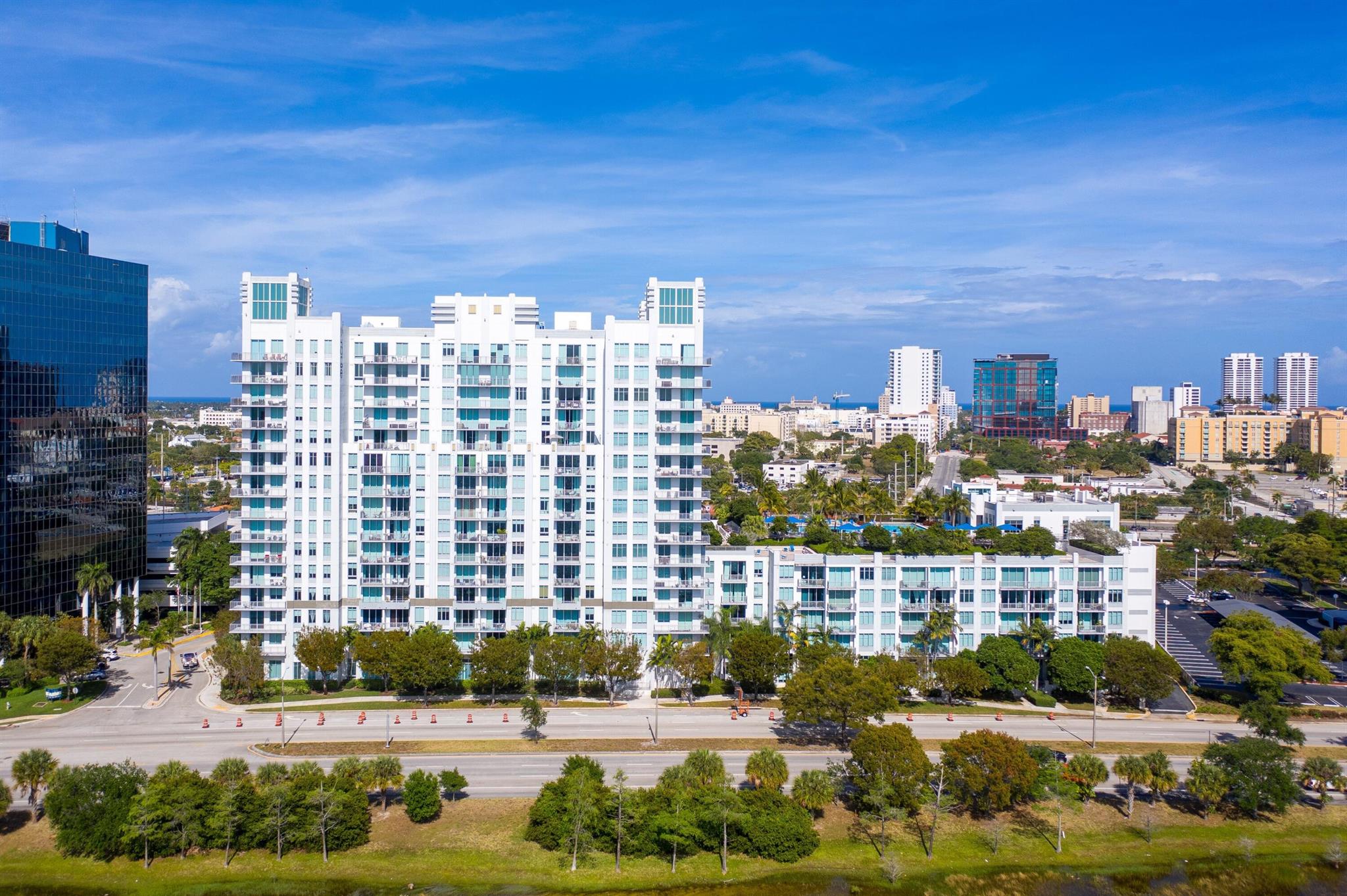 Welcome to your new home at The Edge! This beautiful one-bedroom, one-bathroom condo offers a perfect blend of modern comfort and urban convenience. Located in the vibrant heart of West Palm Beach, this condo is within walking distance of downtown, providing easy access to a variety of dining, shopping and entertainment. Step inside to discover a stunning kitchen, perfect for the home chef, and a spacious living area flooded with natural light. Ample windows create a warm and inviting atmosphere throughout the space. Enjoy your private porch, a serene retreat. As a resident of The Edge, you'll have access to an array of premium amenities, including a refreshing pool, a well-equipped fitness center, and a stylish clubhouse for social gatherings.