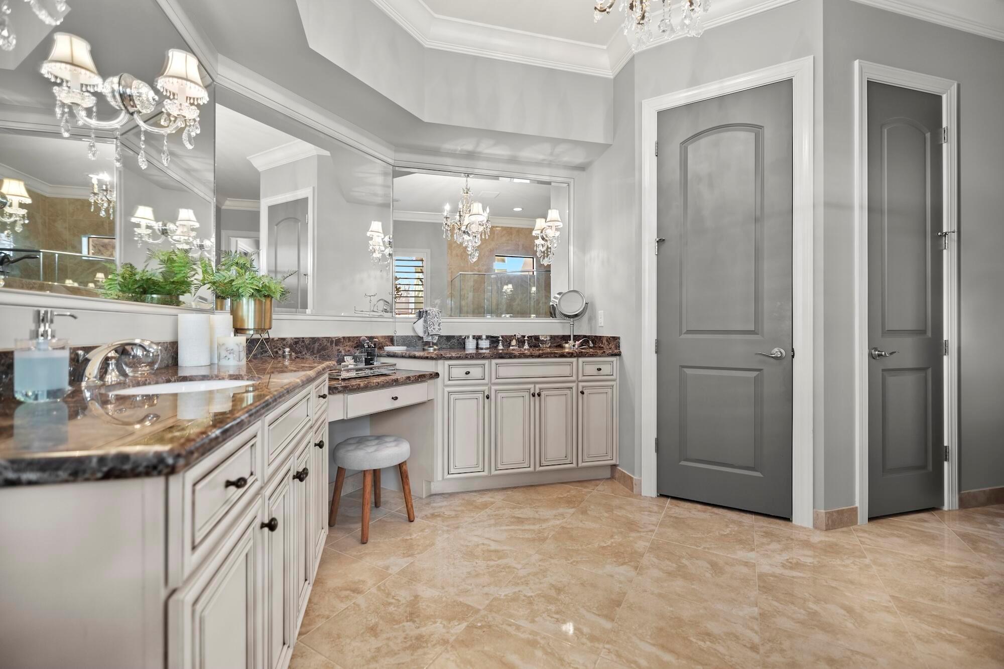 JUPITER COUNTRY CLUB - Residential