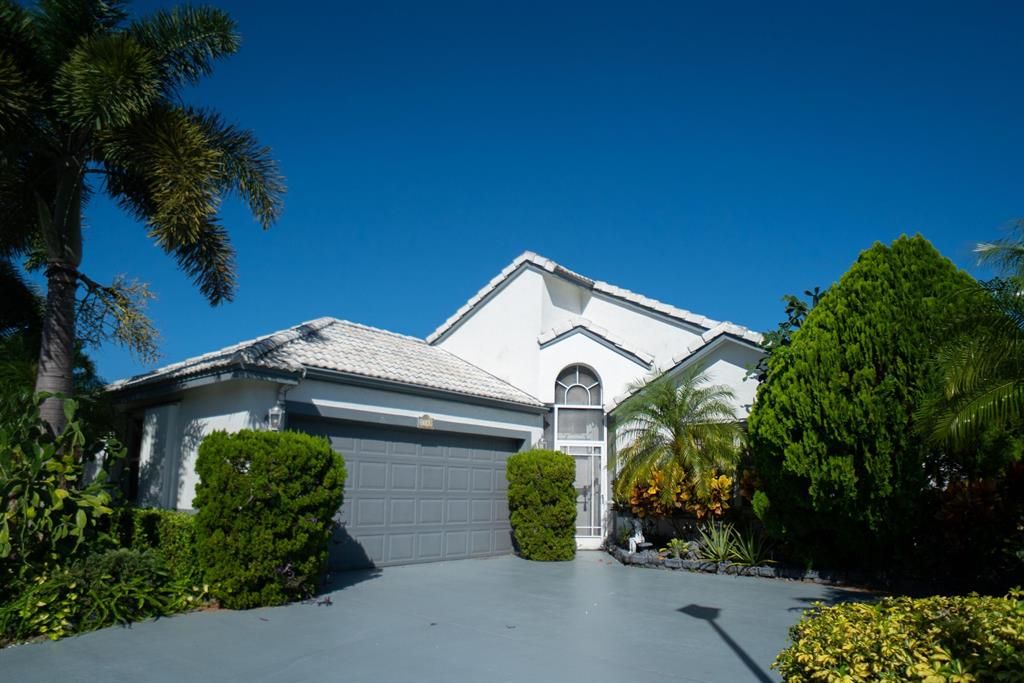 Photo of 7743 Great Glen Circle, Delray Beach, FL 33446 (MLS # R10757844)