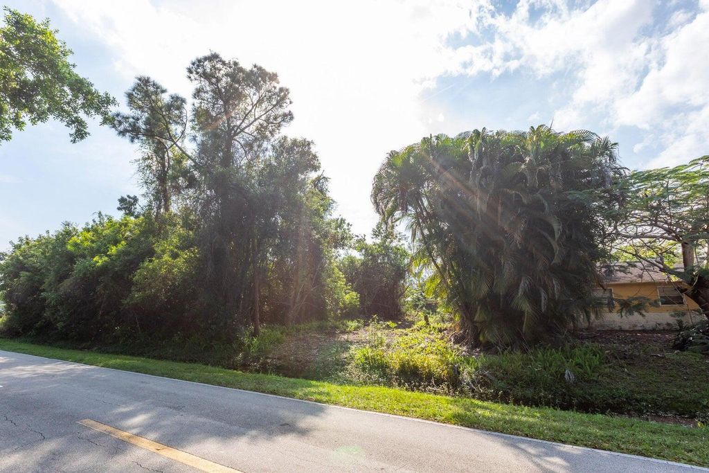 Photo of Tbd Sunset Boulevard, Fort Pierce, FL 34982 (MLS # R11125881)