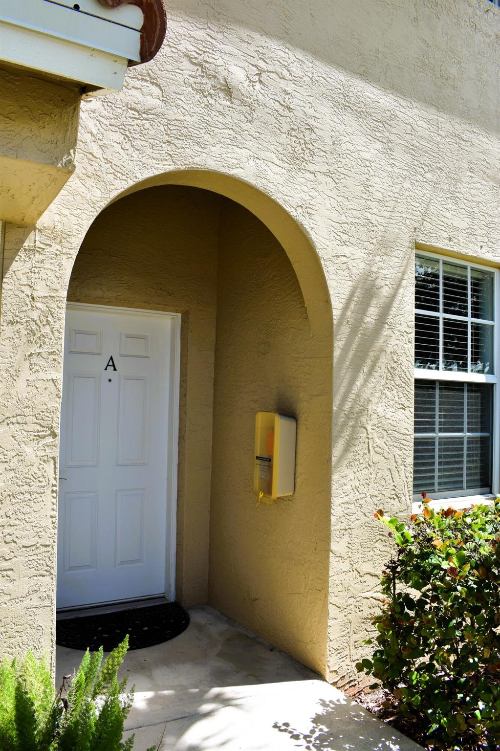 TEQUESTA TRACE CONDO - Residential Lease