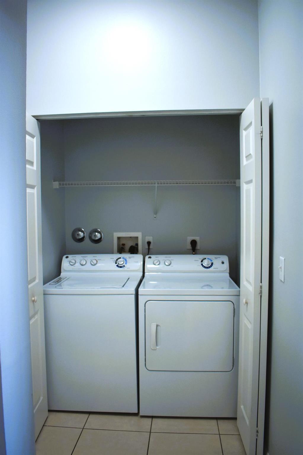 TEQUESTA TRACE CONDO - Residential Lease