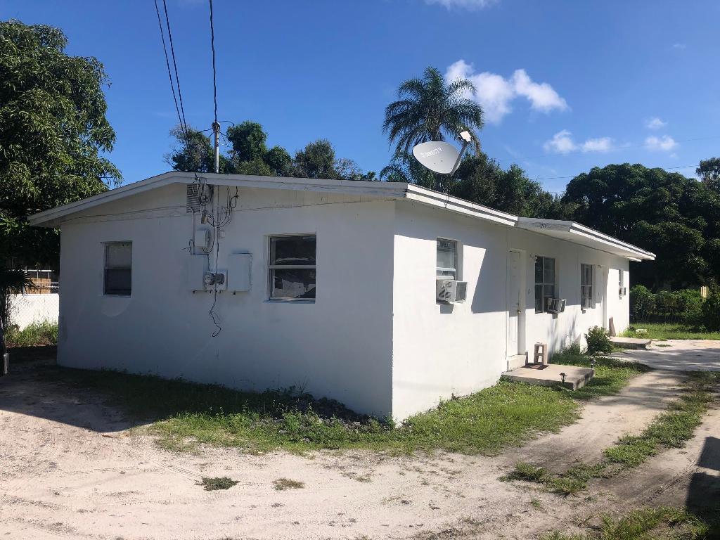 AUGUSTA S/D BLK 2 LOT 21 (OR 3587-2387) - Residential Income