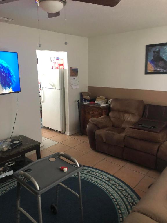 AUGUSTA S/D BLK 2 LOT 21 (OR 3587-2387) - Residential Income