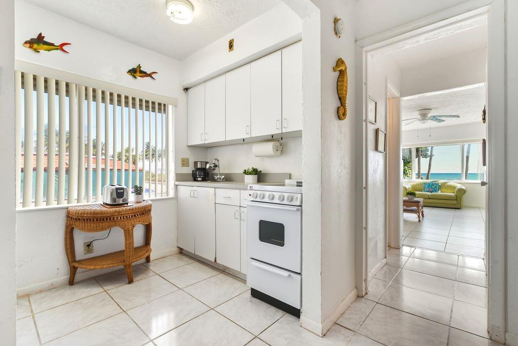 Seahorse Oceanside Apts - Residential Lease