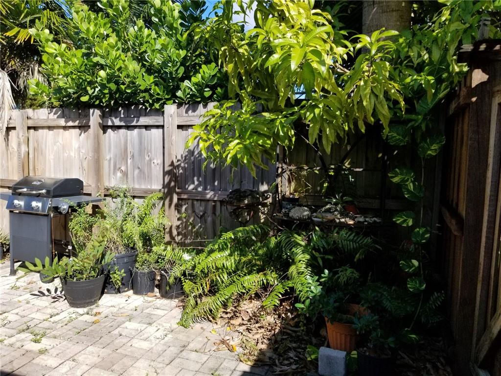 Mandarin Isle Add 69-13 B - Residential Income