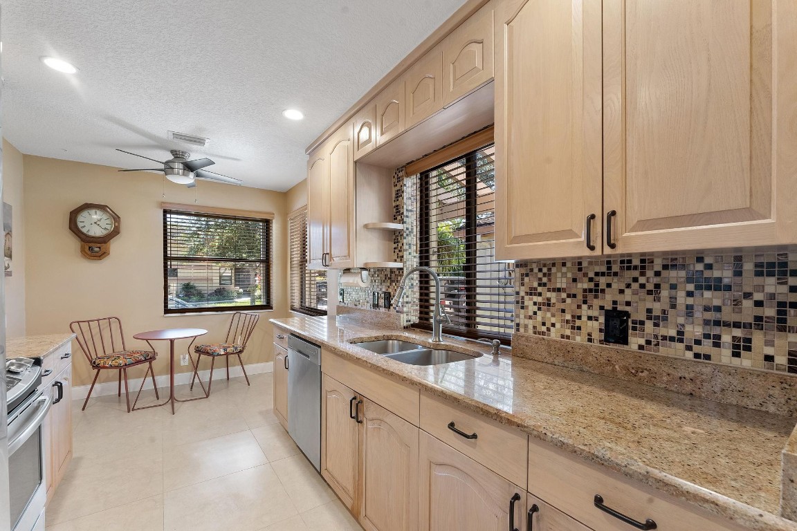 TARTAN COCONUT CREEK PHAS - Residential