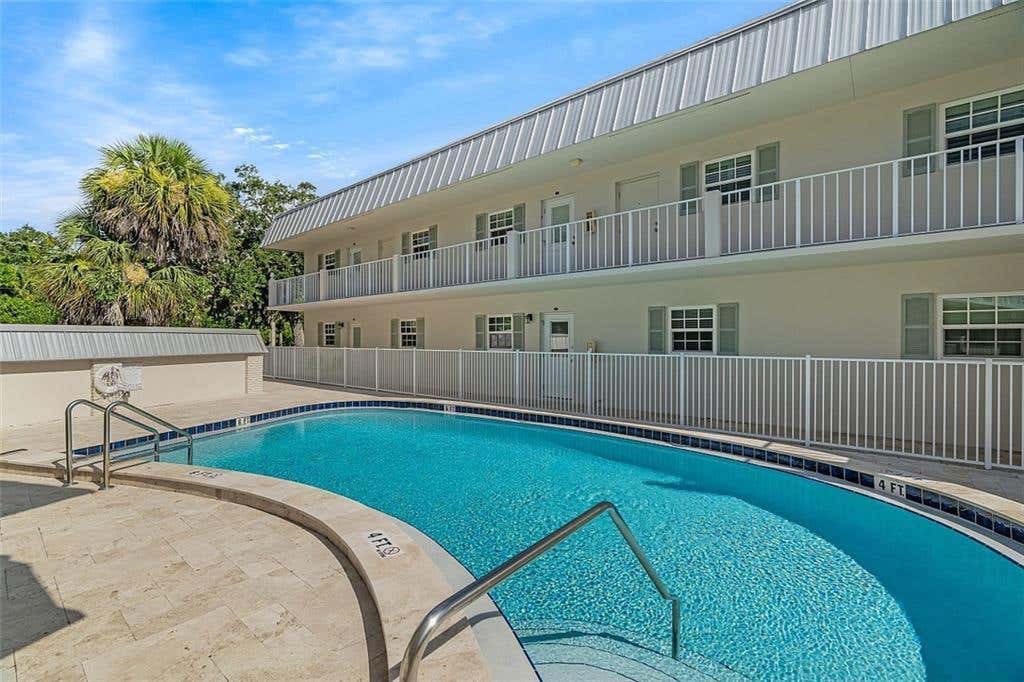 Photo of 900 Jasmine Lane #102b, Vero Beach, FL 32963 (MLS # R11104810)
