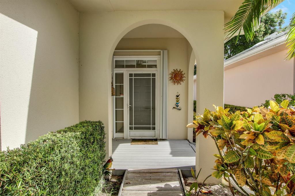 LAKE CATHERINE - Residential