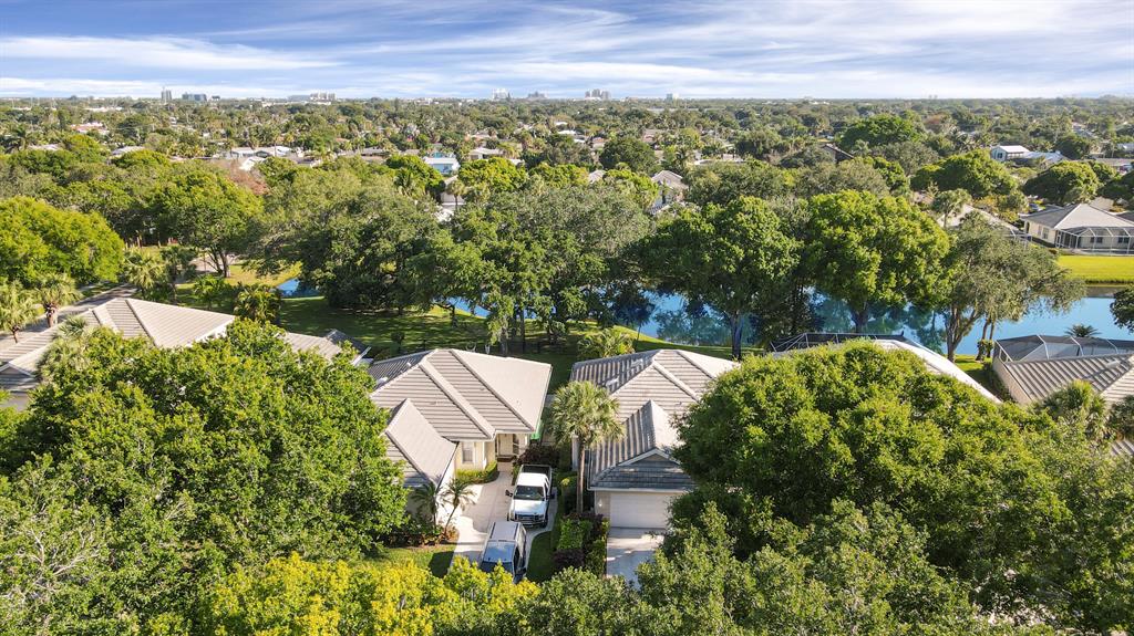 LAKE CATHERINE - Residential