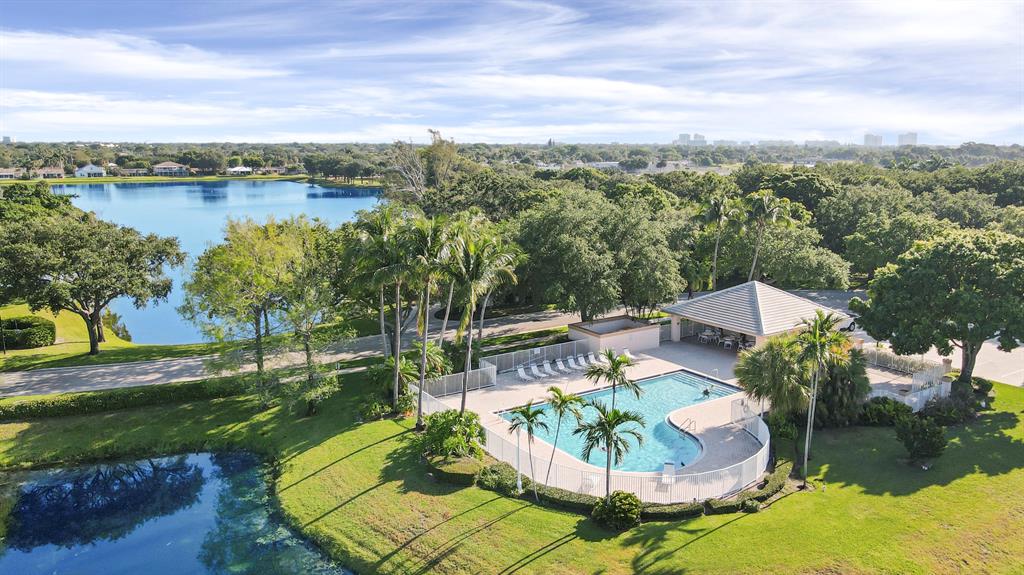 LAKE CATHERINE - Residential