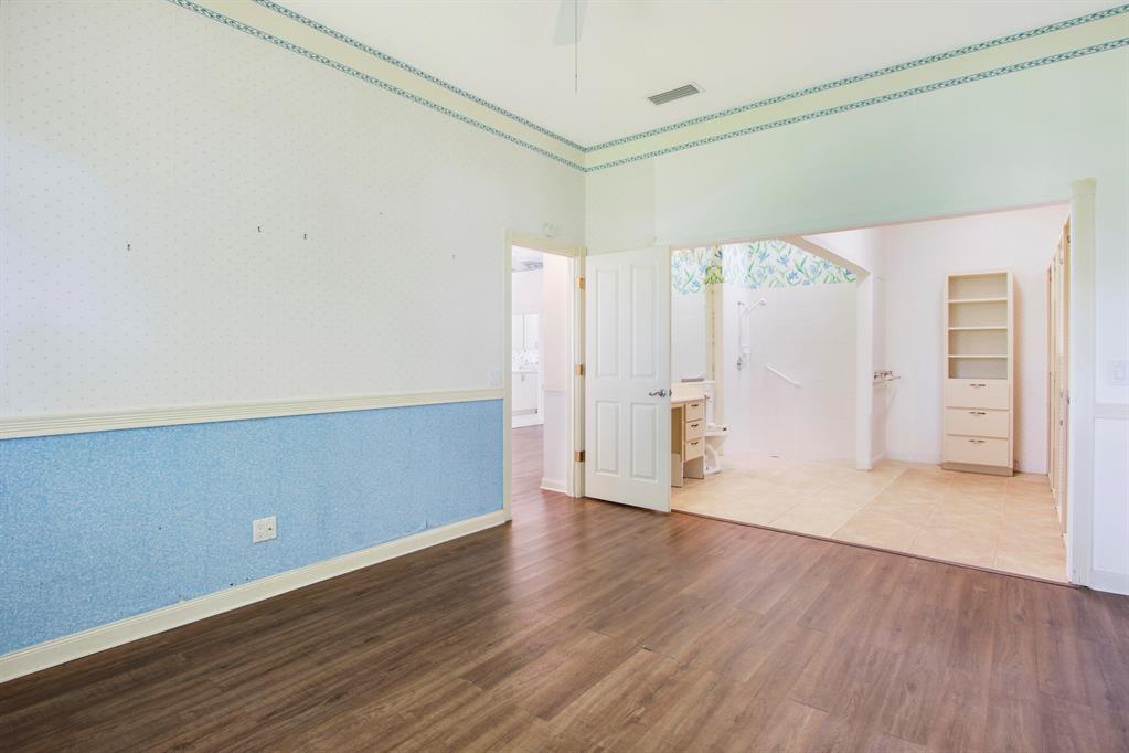 LAKE CATHERINE - Residential