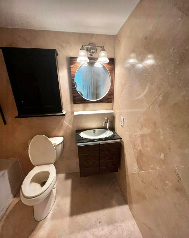 VILLA DEL SOL CONDO - Residential Lease