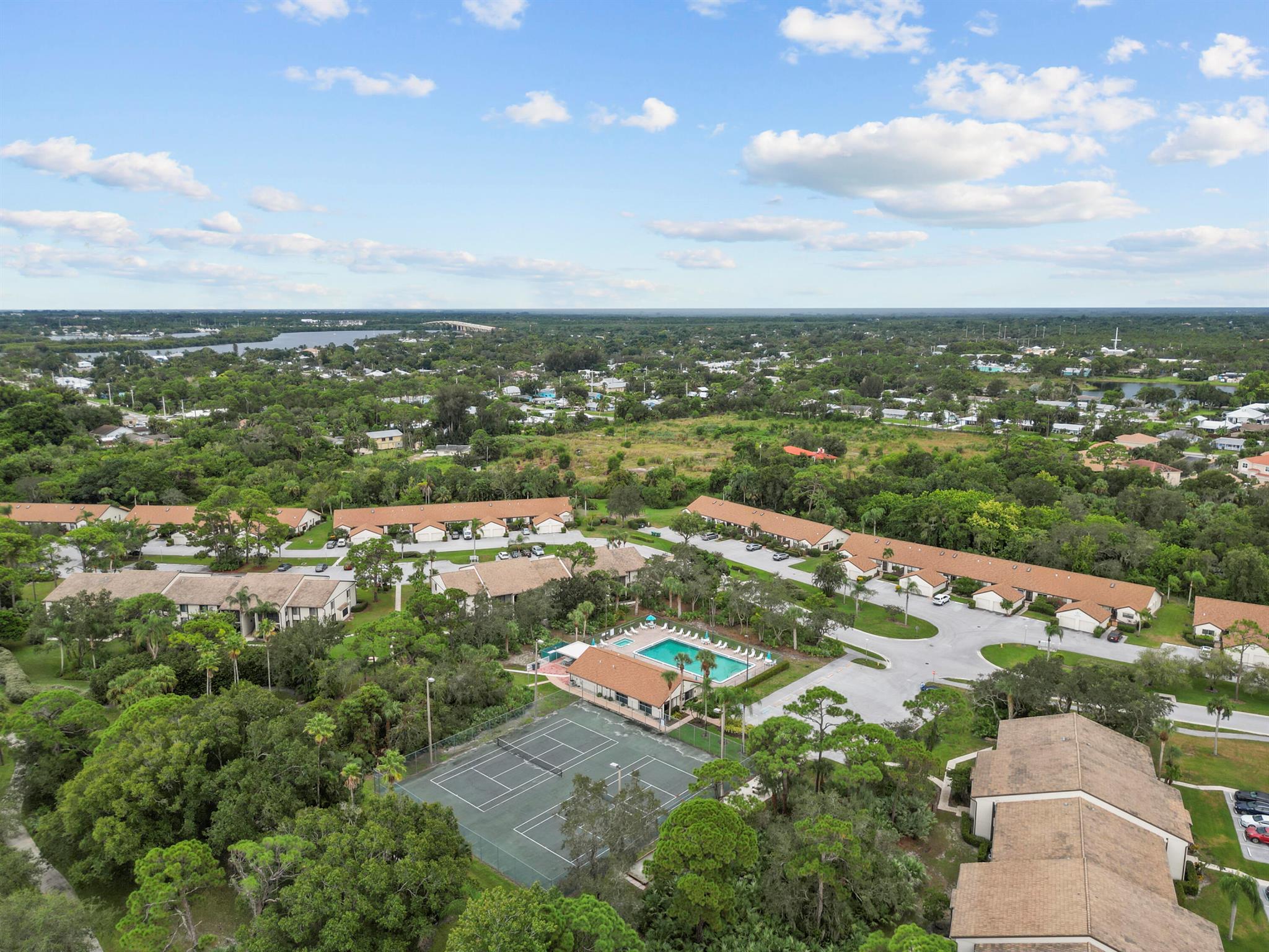 Pine Ridge At Martin - Residential