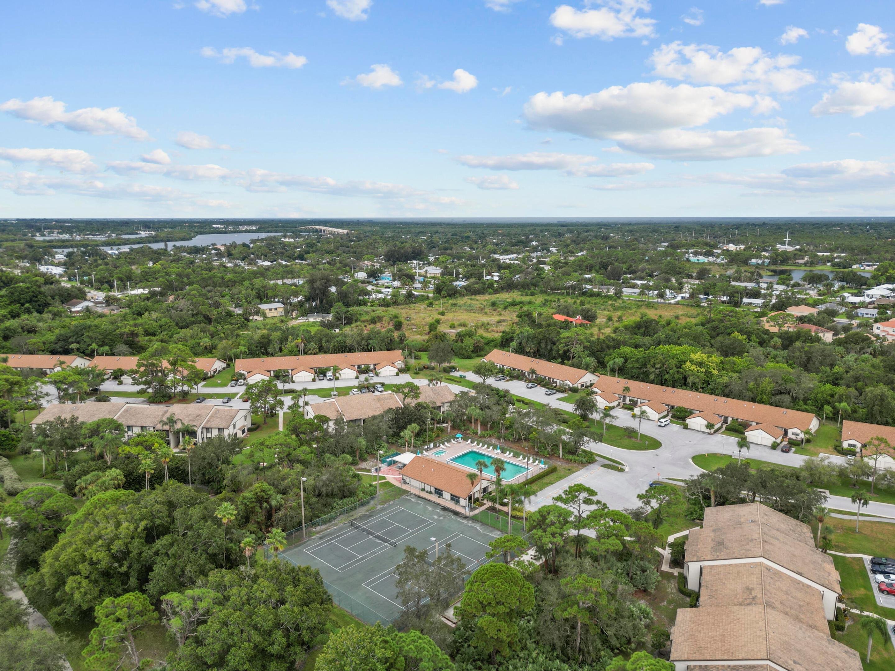 Pine Ridge At Martin - Residential