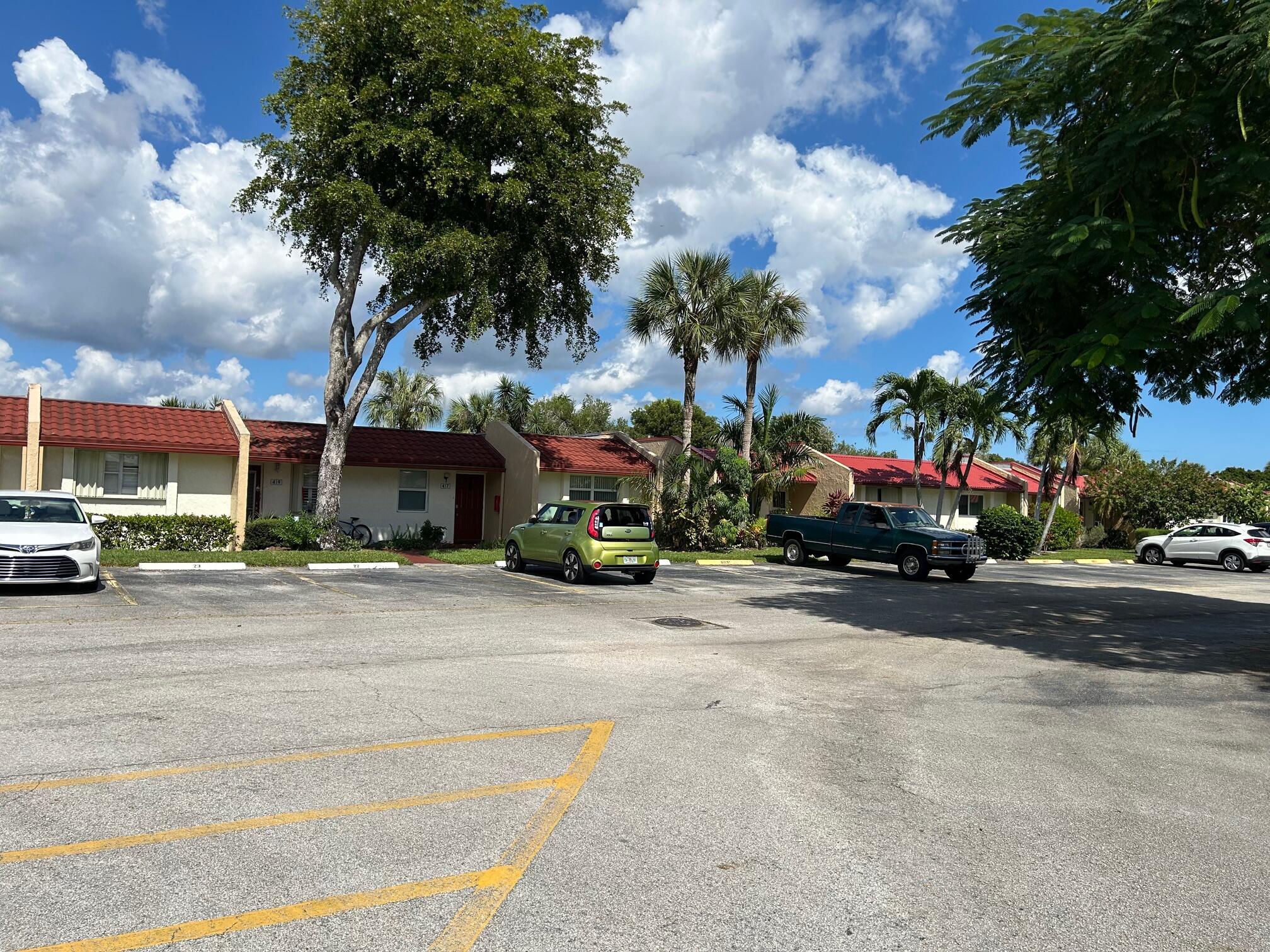 GOLDEN LAKES VILLAGE - Residential