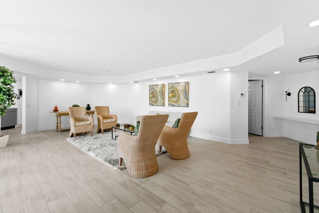 PORTOFINO SOUTH CONDO ESTATES OF SOUTH PALM BEACH - Residential