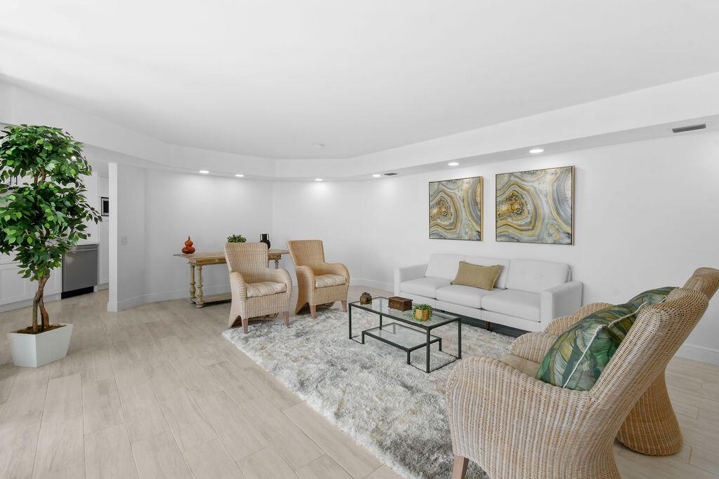 PORTOFINO SOUTH CONDO ESTATES OF SOUTH PALM BEACH - Residential