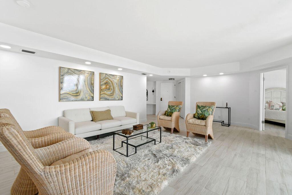 PORTOFINO SOUTH CONDO ESTATES OF SOUTH PALM BEACH - Residential