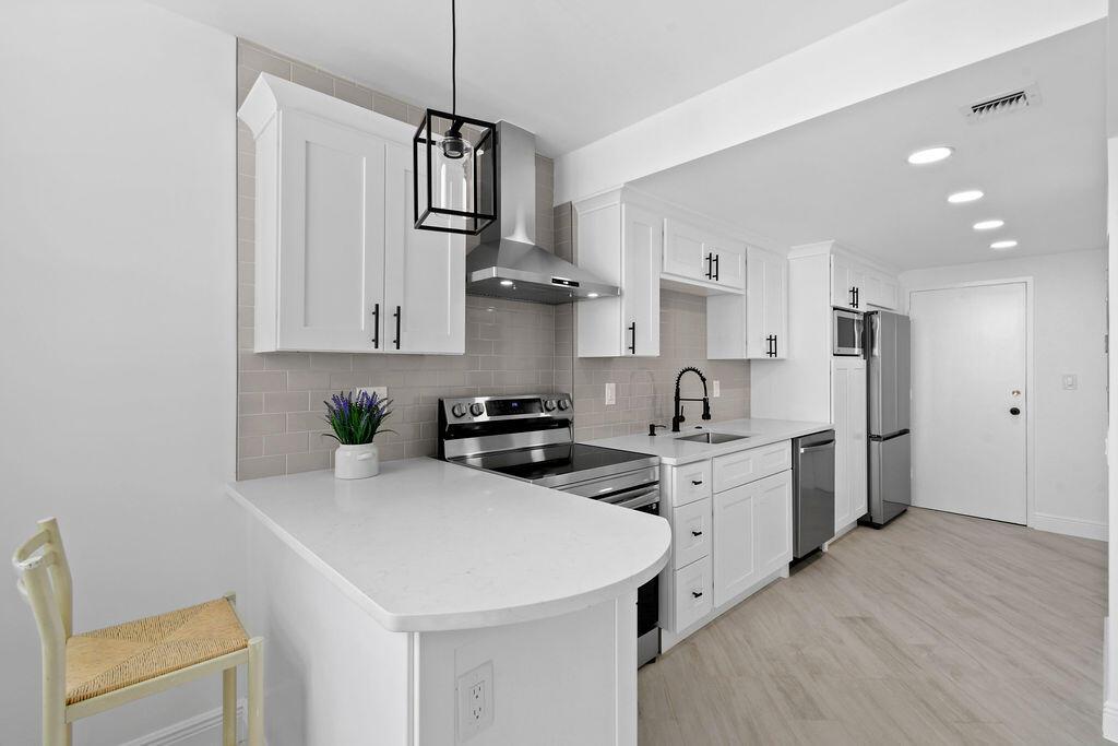 PORTOFINO SOUTH CONDO ESTATES OF SOUTH PALM BEACH - Residential