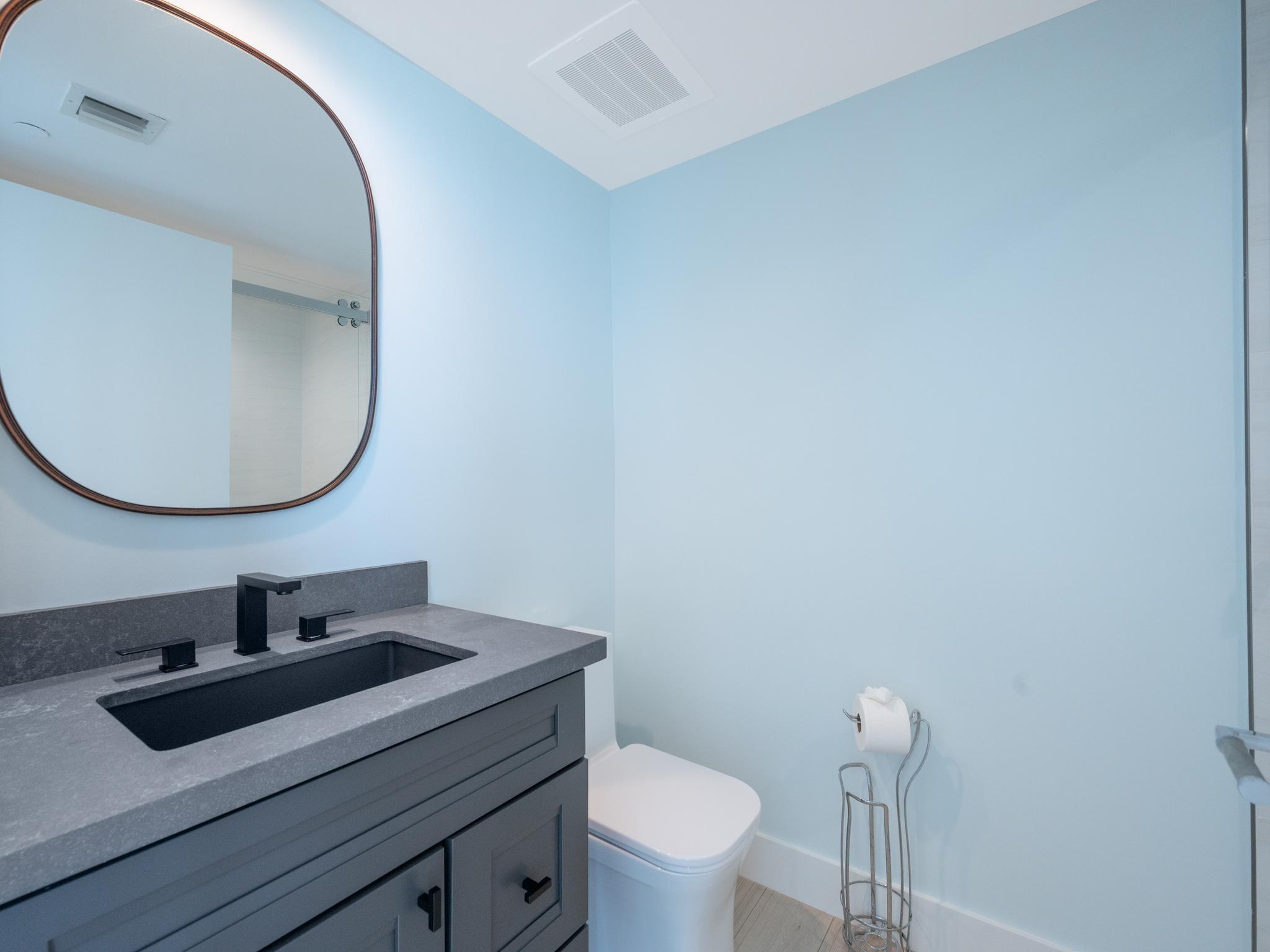 OCEAN FOUR - Residential