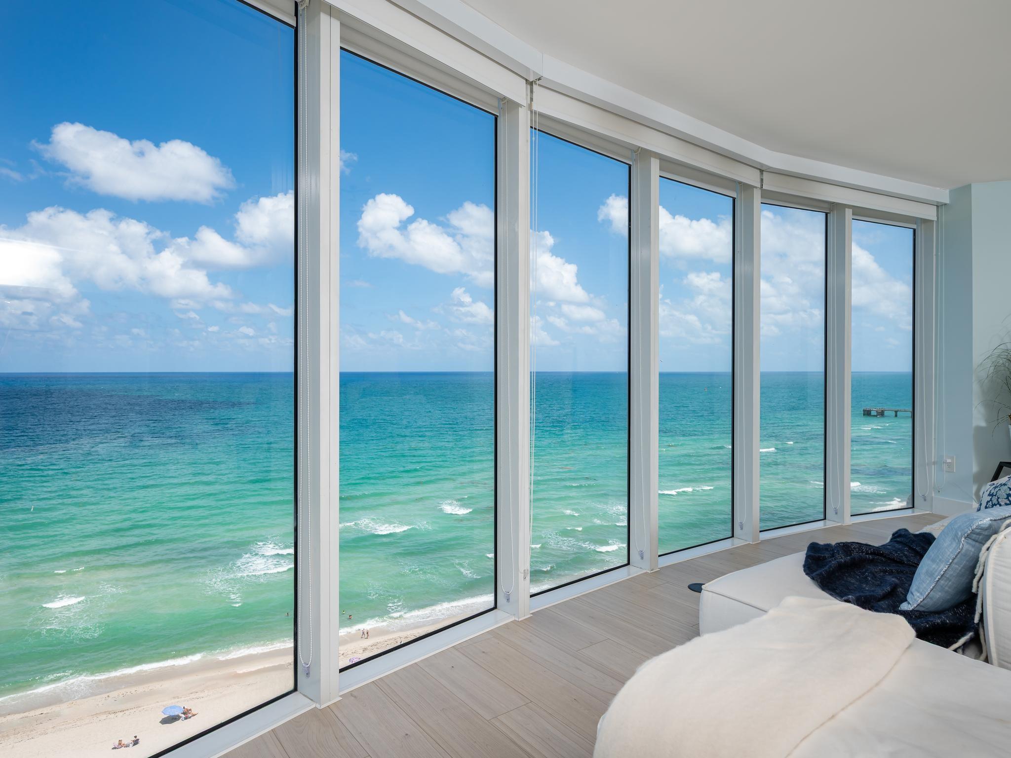 OCEAN FOUR - Residential