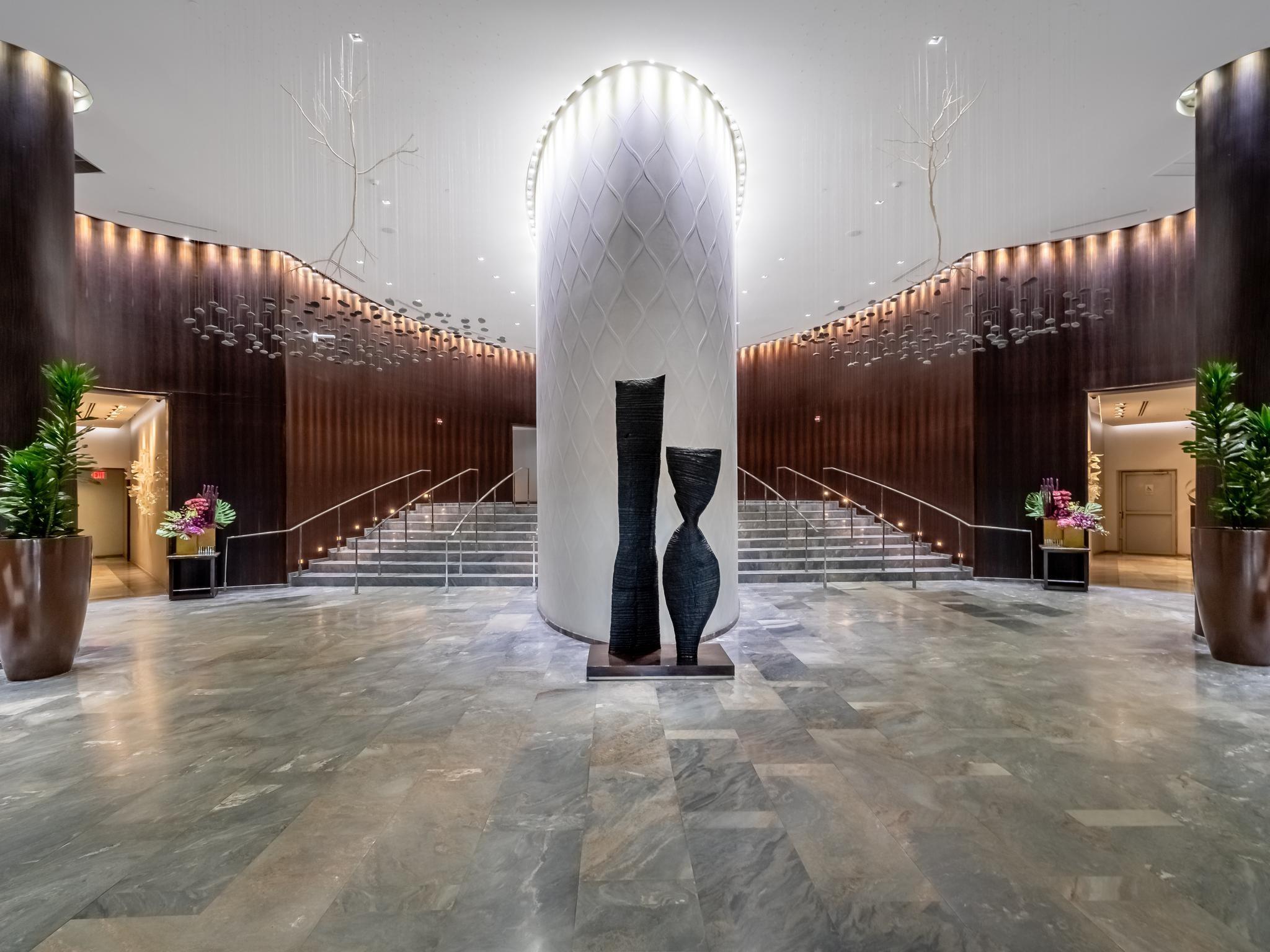 OCEAN FOUR - Residential