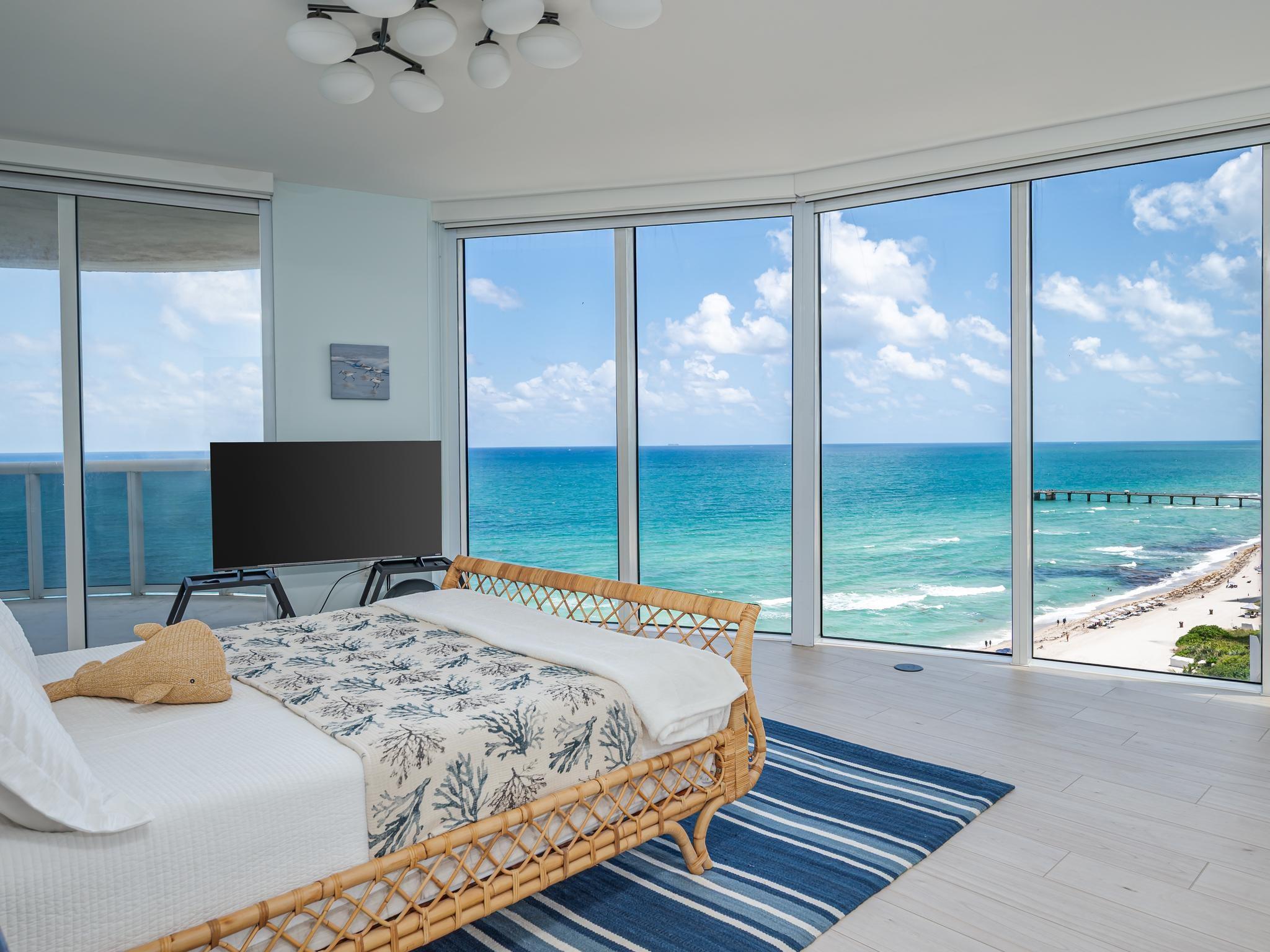 OCEAN FOUR - Residential