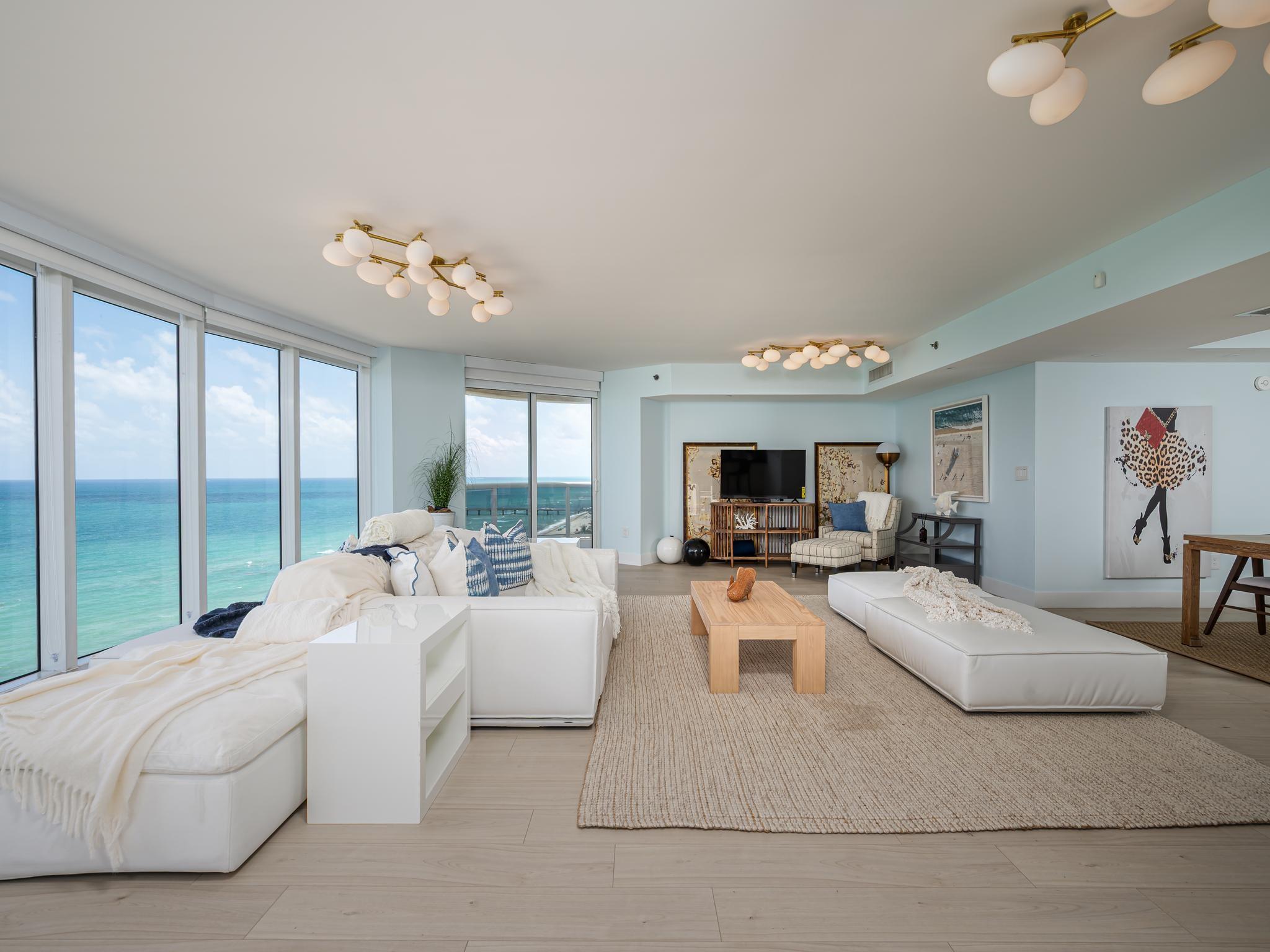 17201 Collins Ave 1501