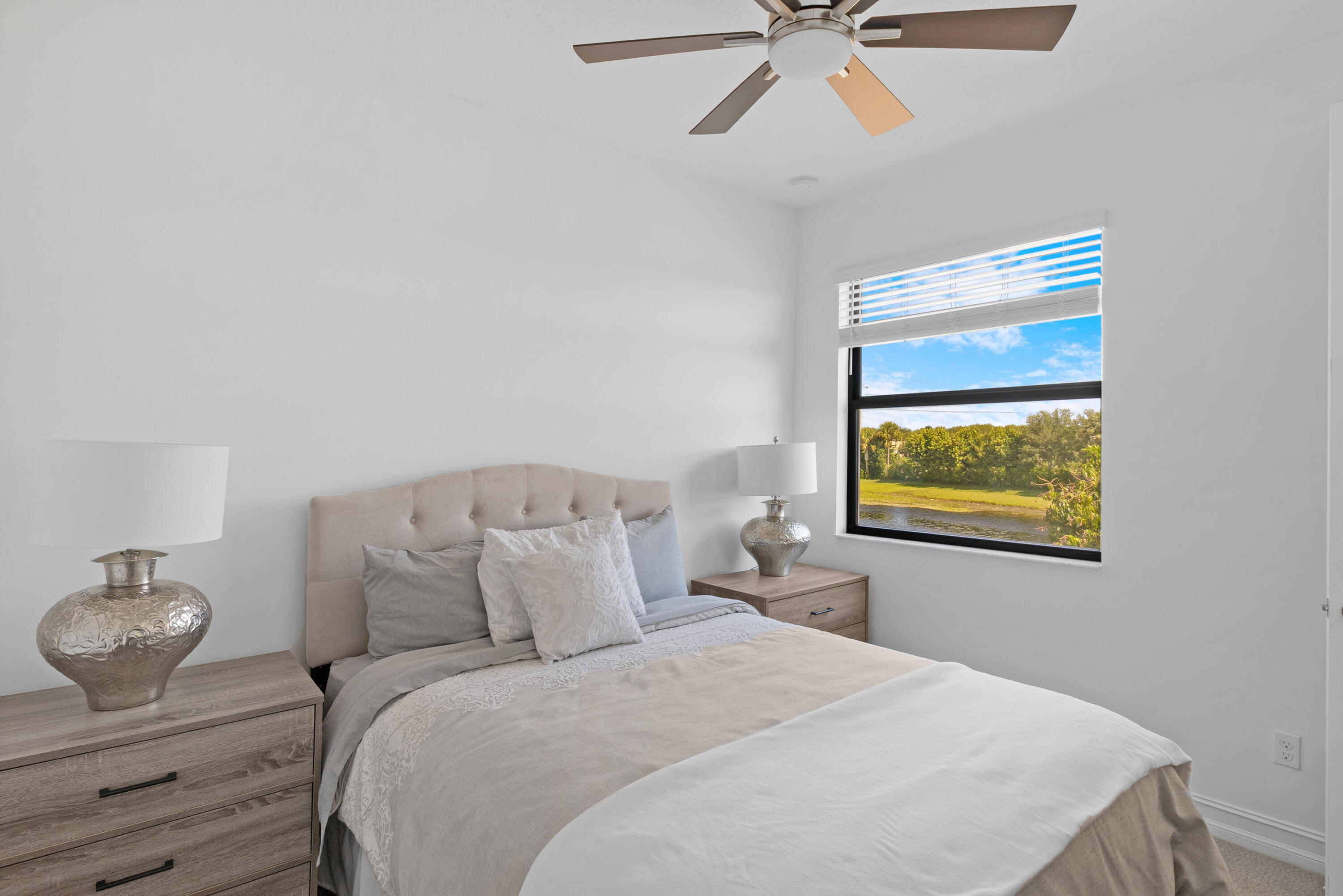 PALM MEADOWS ESTATES - Residential