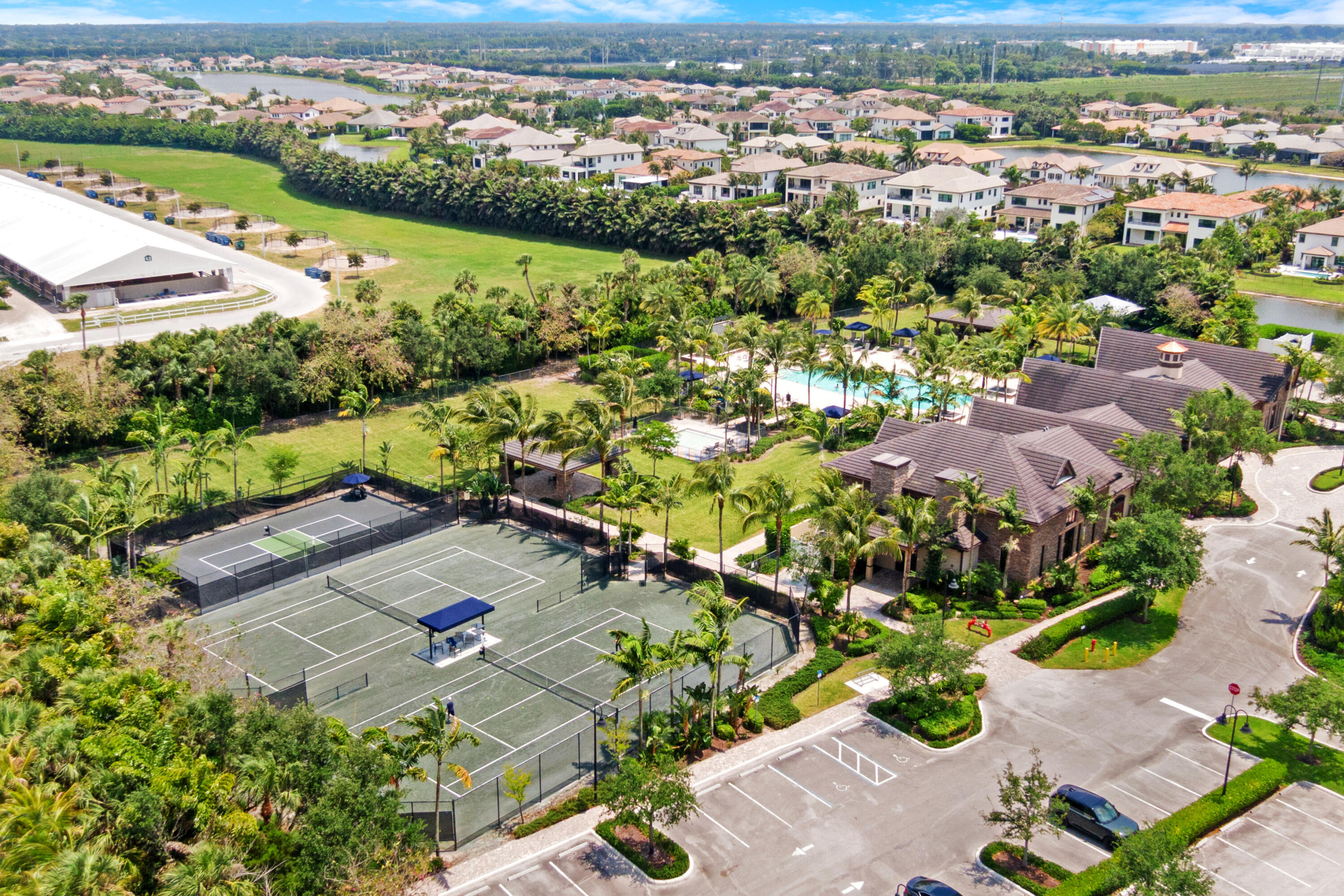 PALM MEADOWS ESTATES - Residential