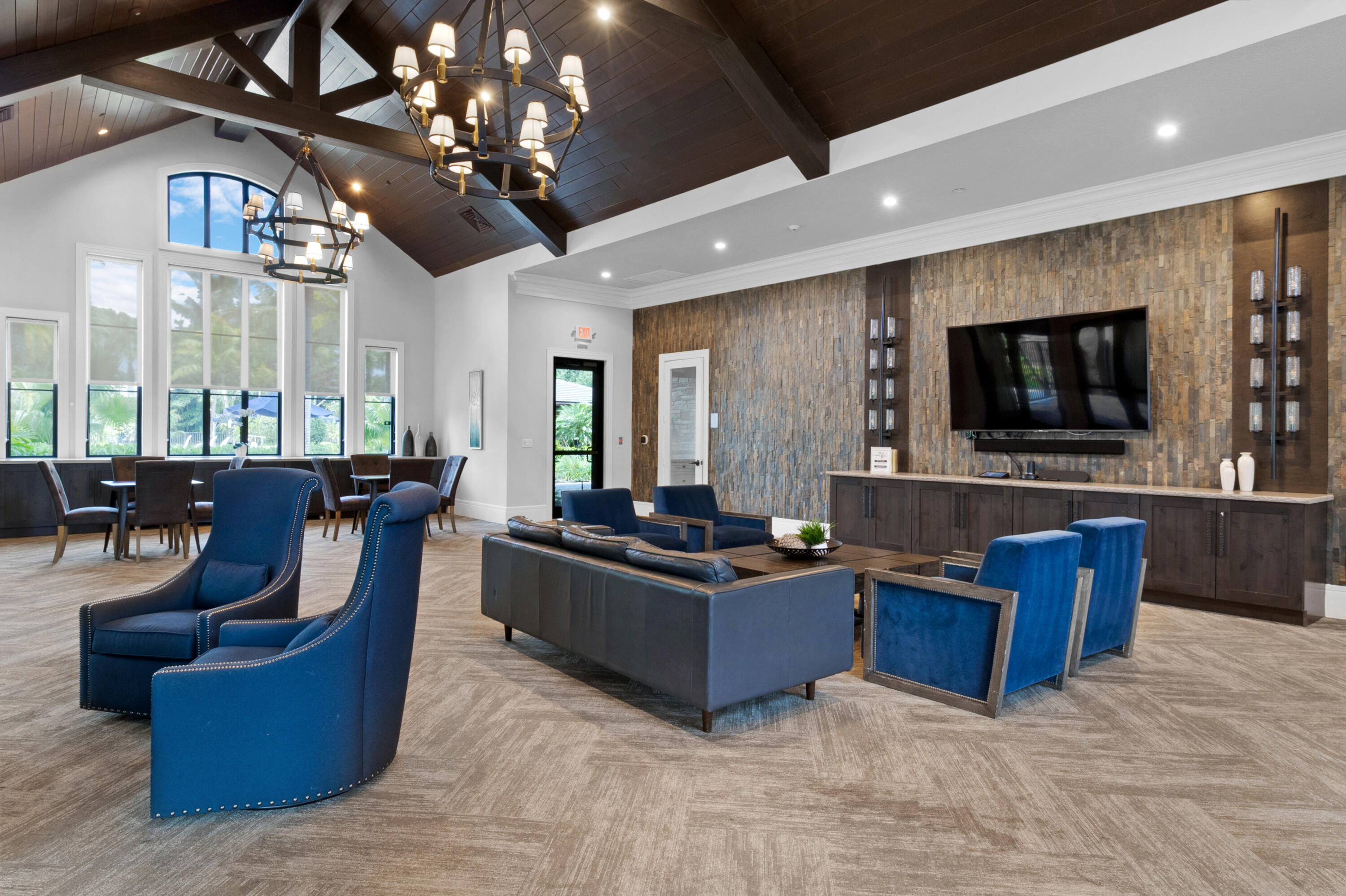 PALM MEADOWS ESTATES - Residential