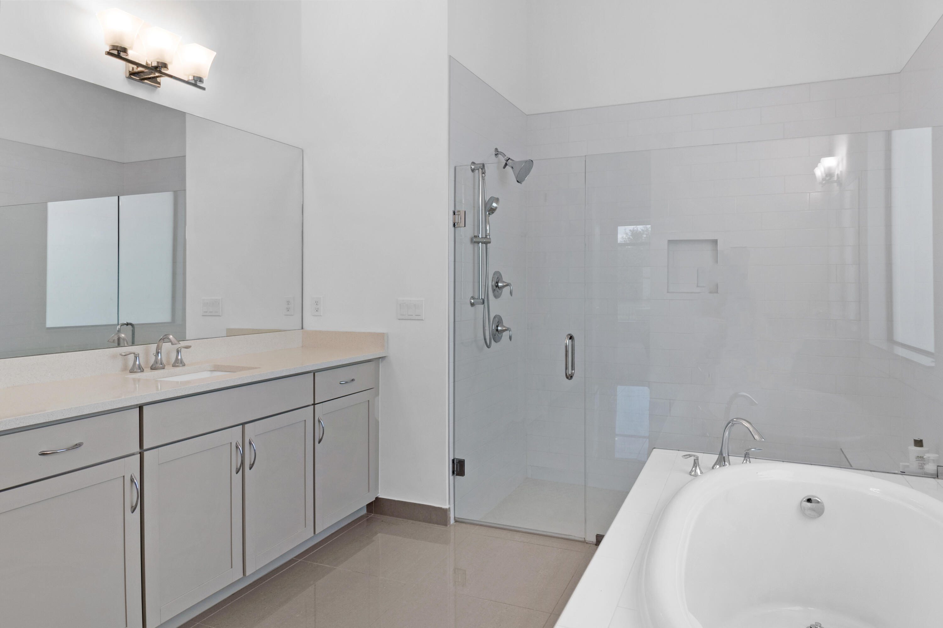 PALM MEADOWS ESTATES - Residential