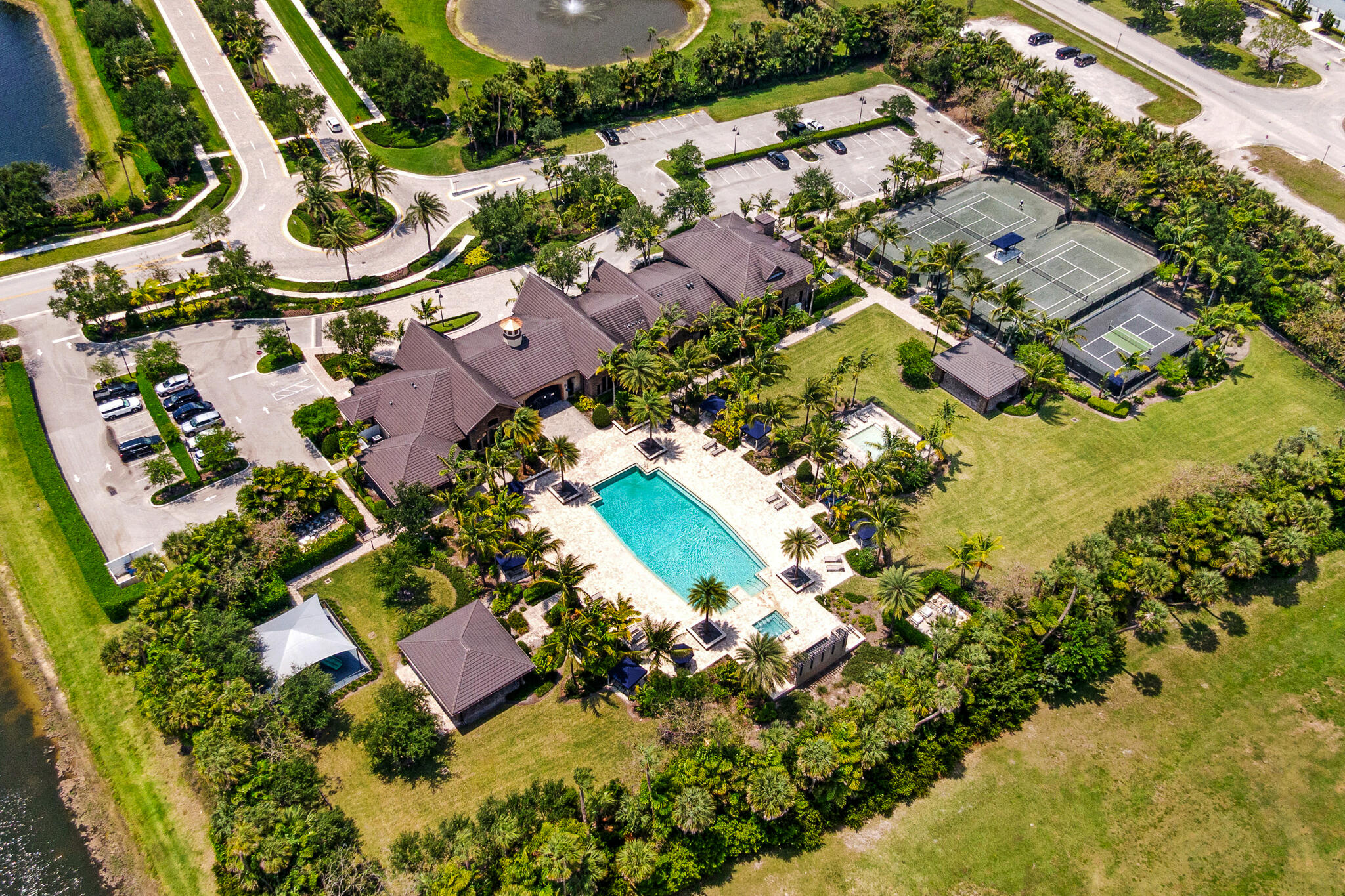 PALM MEADOWS ESTATES - Residential