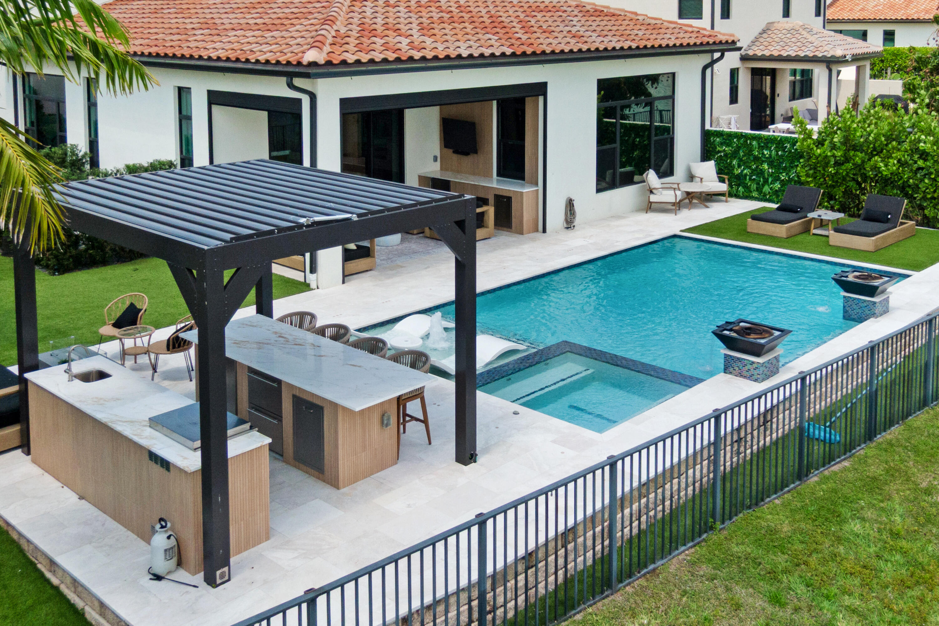 PALM MEADOWS ESTATES - Residential
