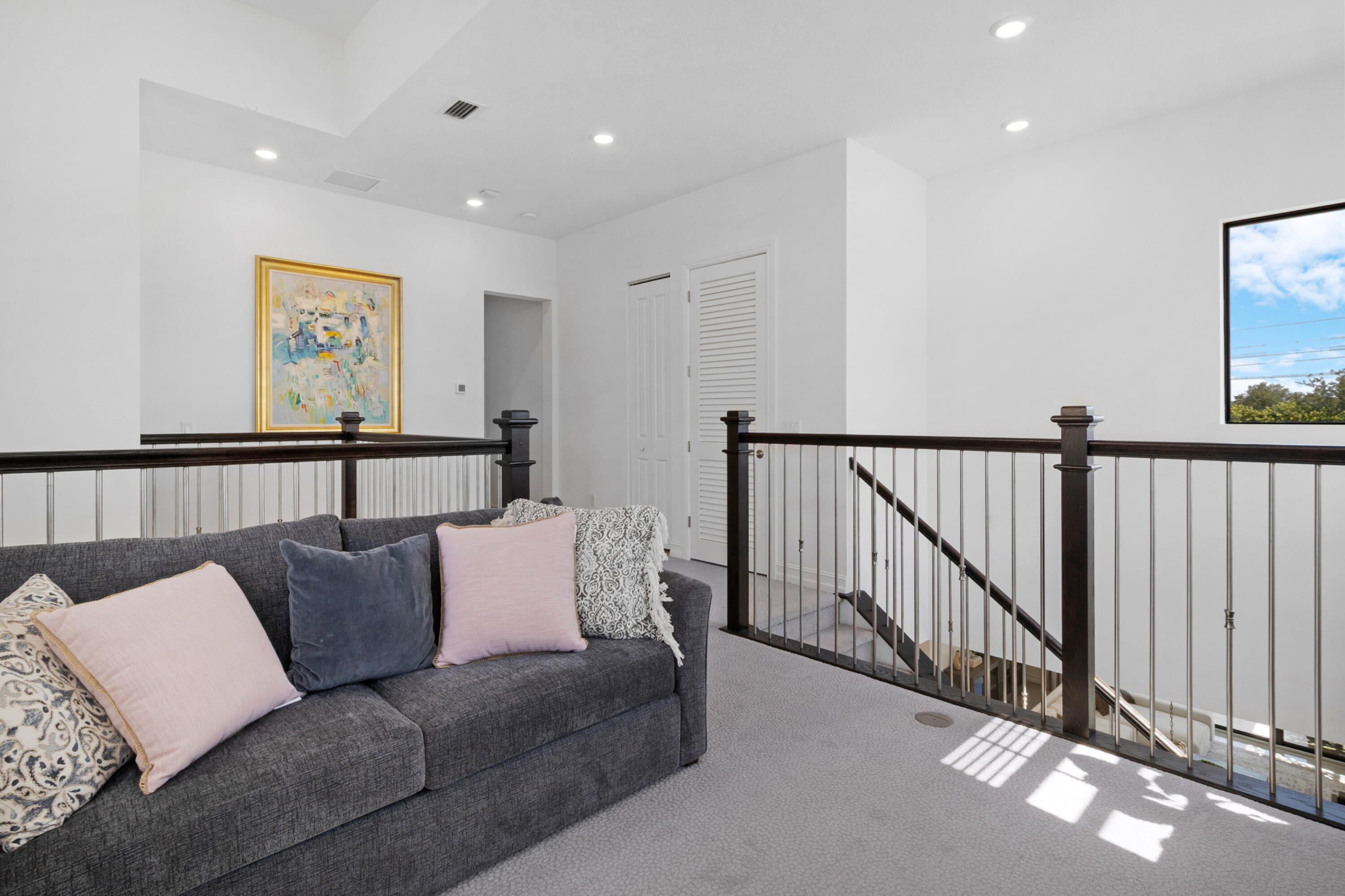 PALM MEADOWS ESTATES - Residential