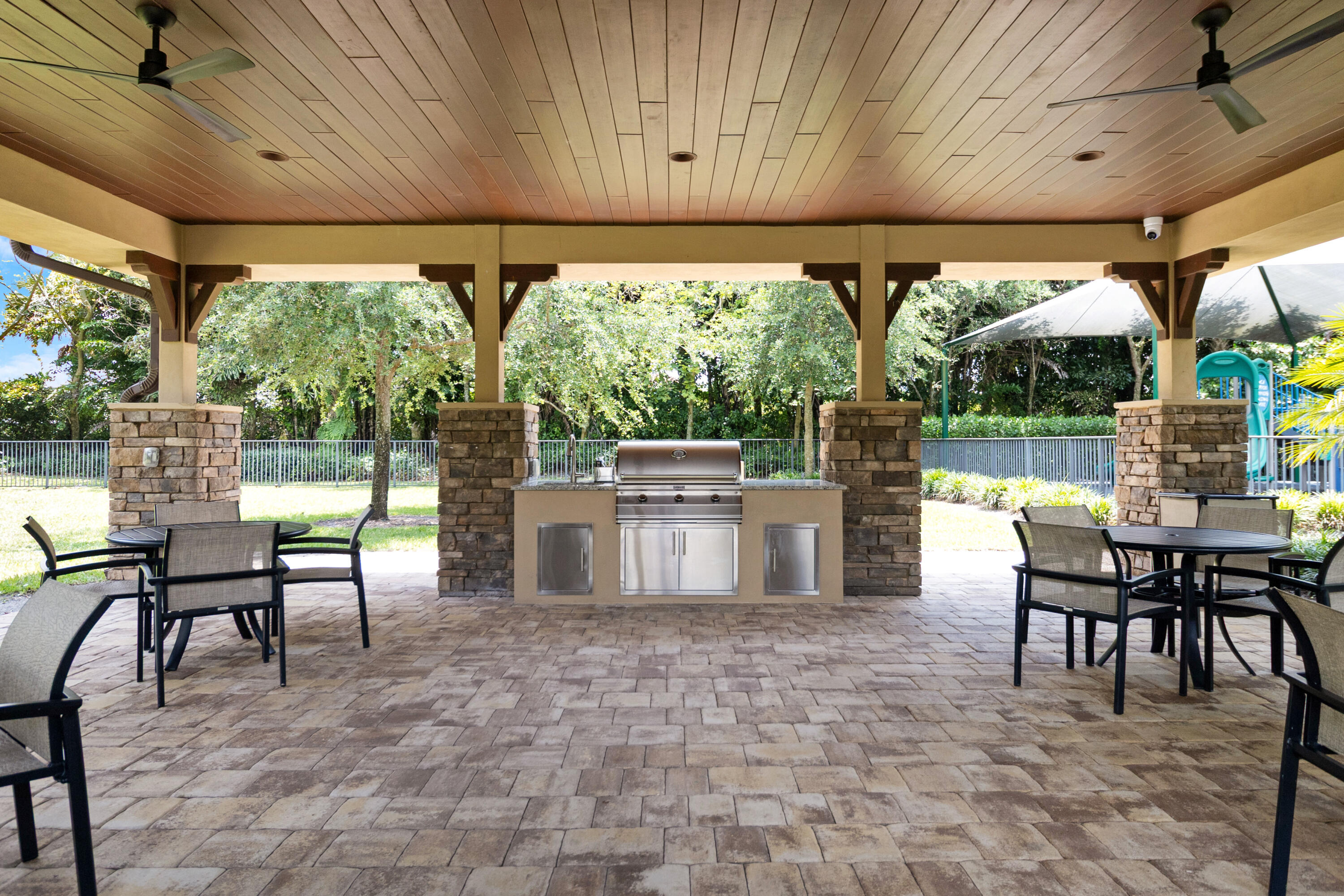 PALM MEADOWS ESTATES - Residential