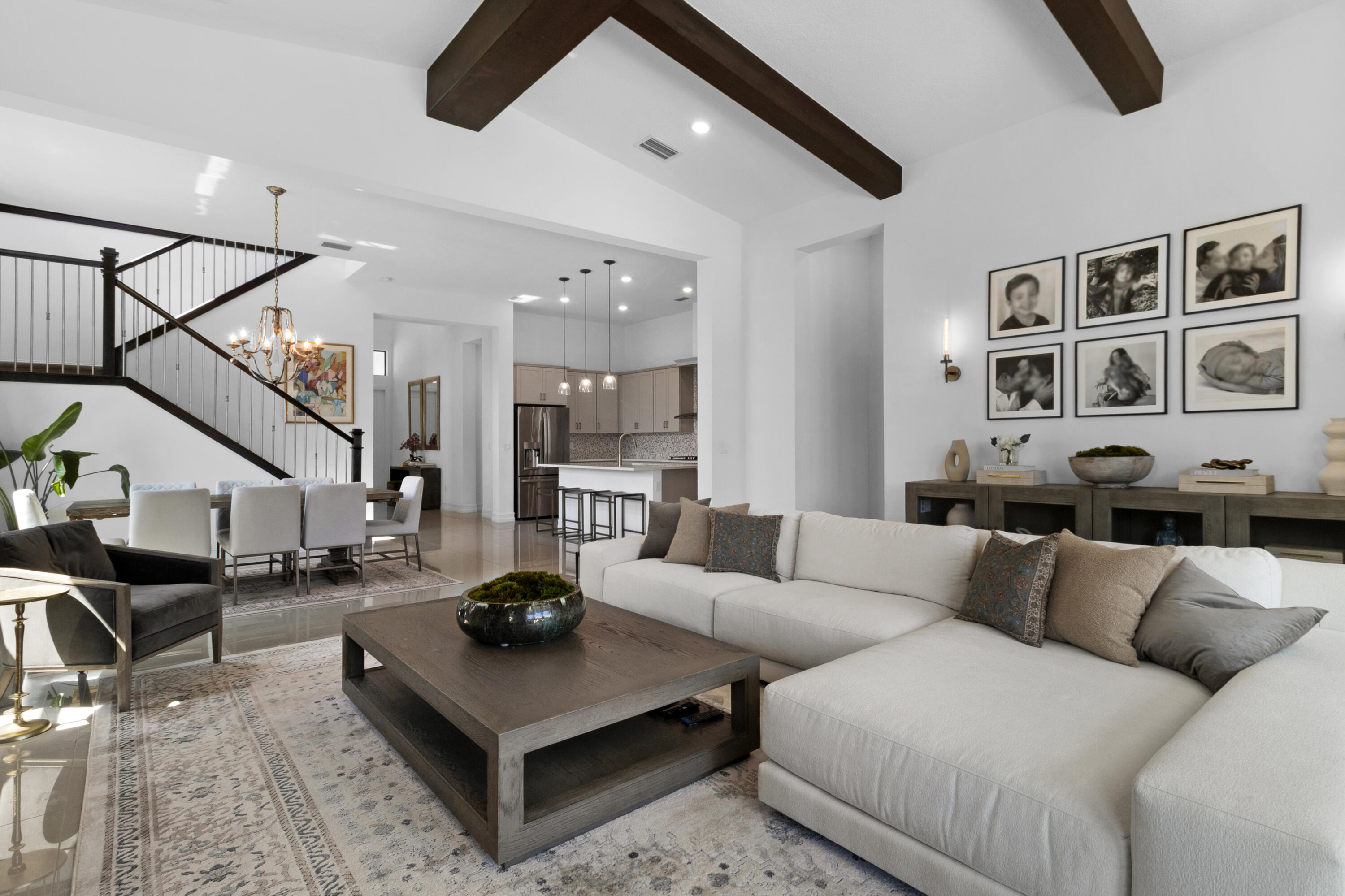 PALM MEADOWS ESTATES - Residential